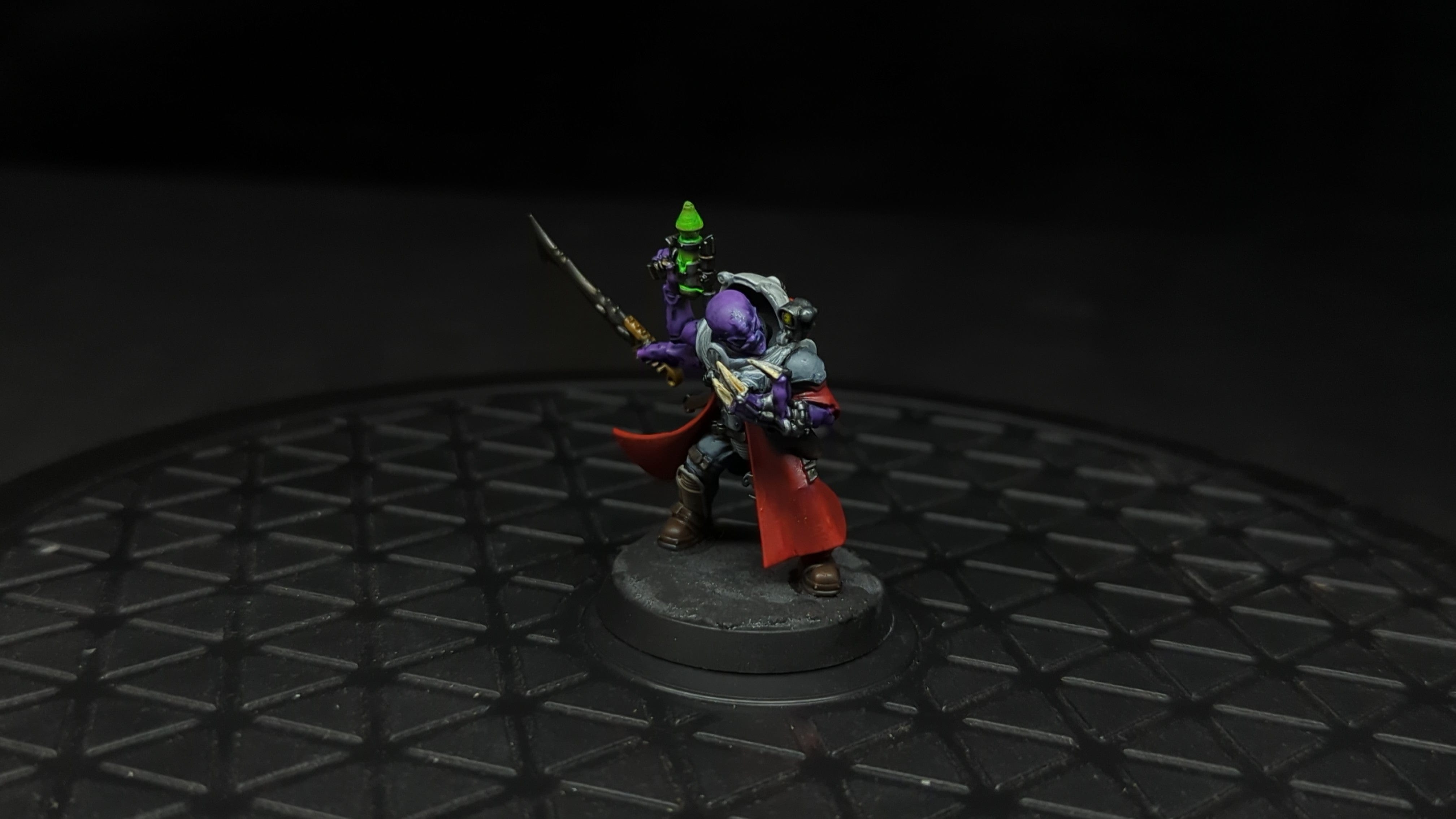 Warhammer 40k Genestealer Cults Primus x1 OOP Painted