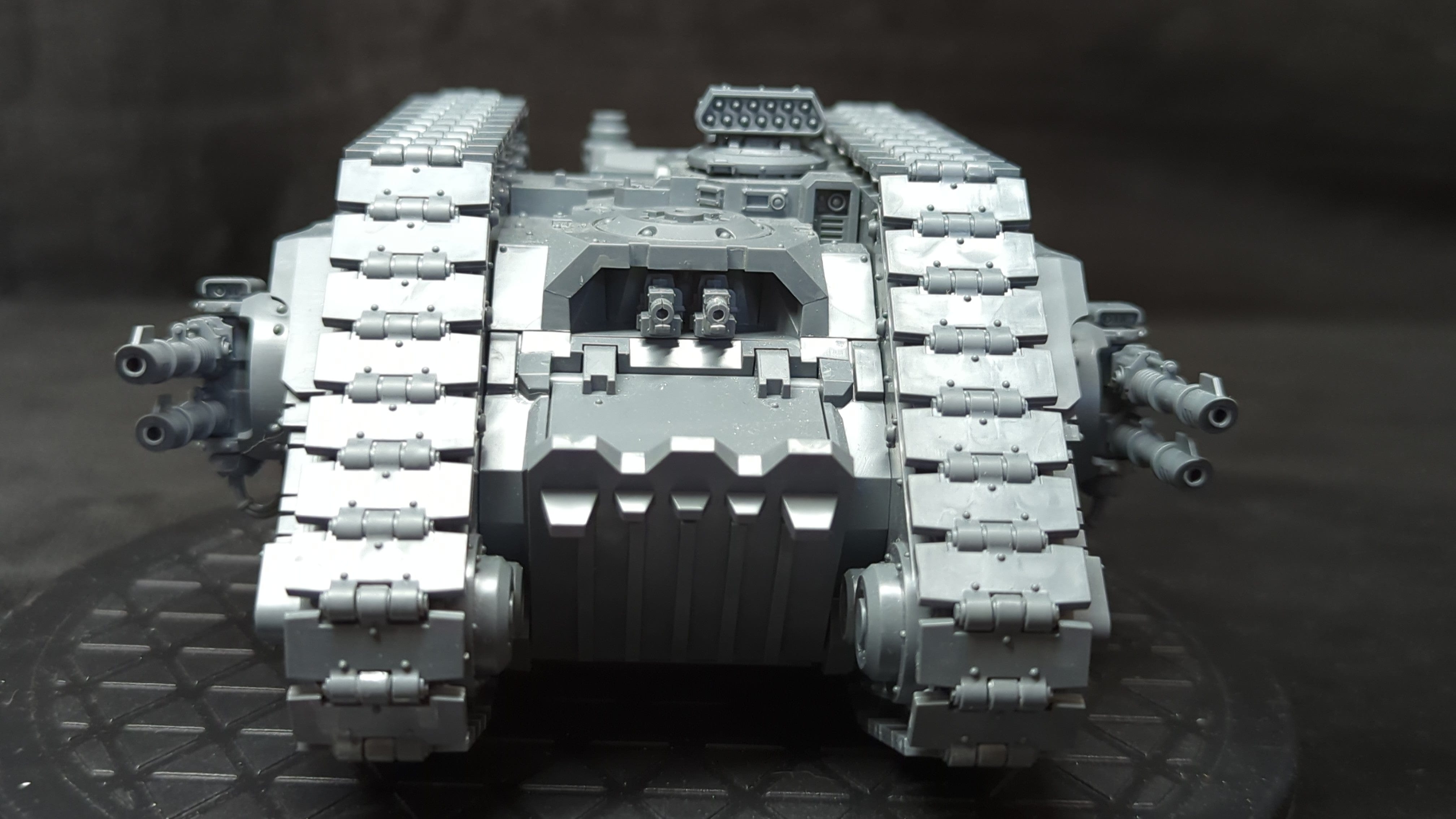 The Horus Heresy Horus Heresy: Legiones Astartes Land Raider Proteus x1