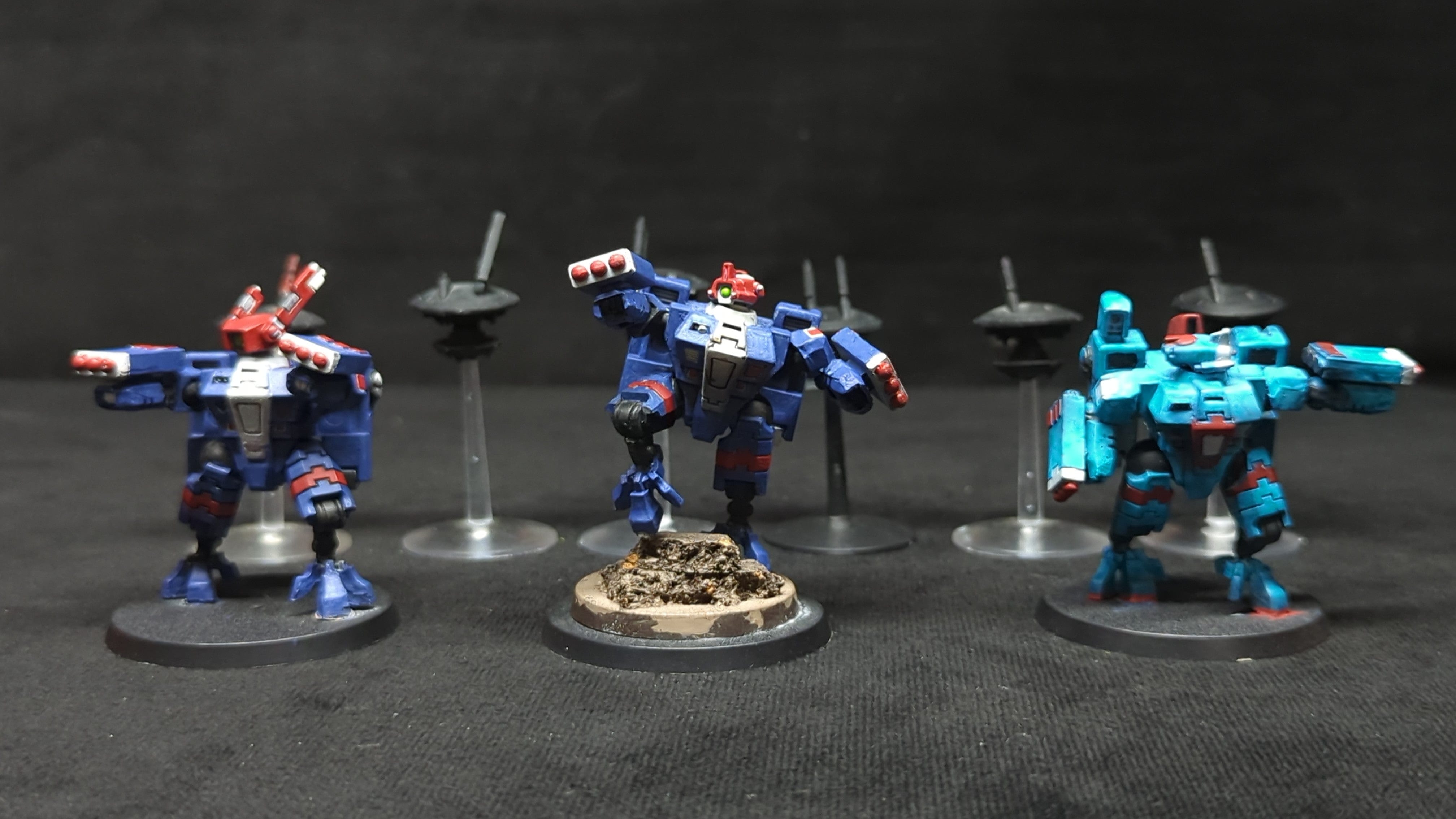 Warhammer 40k T'au Empire XV8 Crisis Battlesuit Team x3