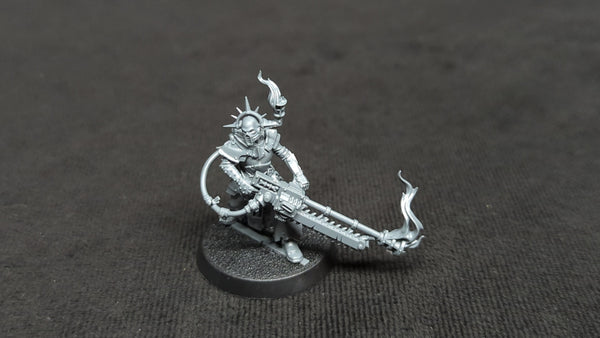 Warhammer 40k Adepta Sororitas Ministorum Priest with Vindictor x1