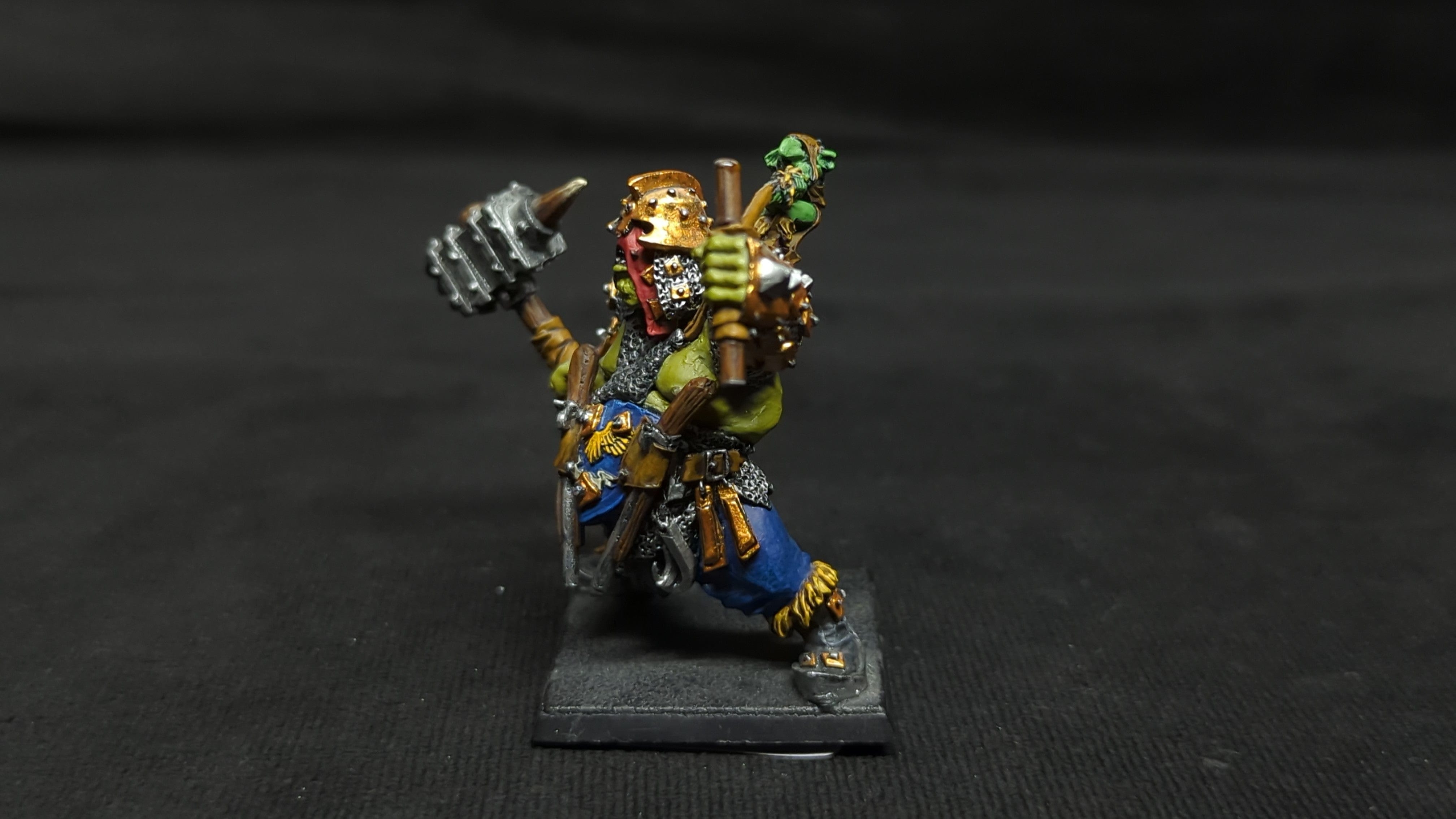 Warhammer Ogre Kingdom Tyrant w/Banner x1