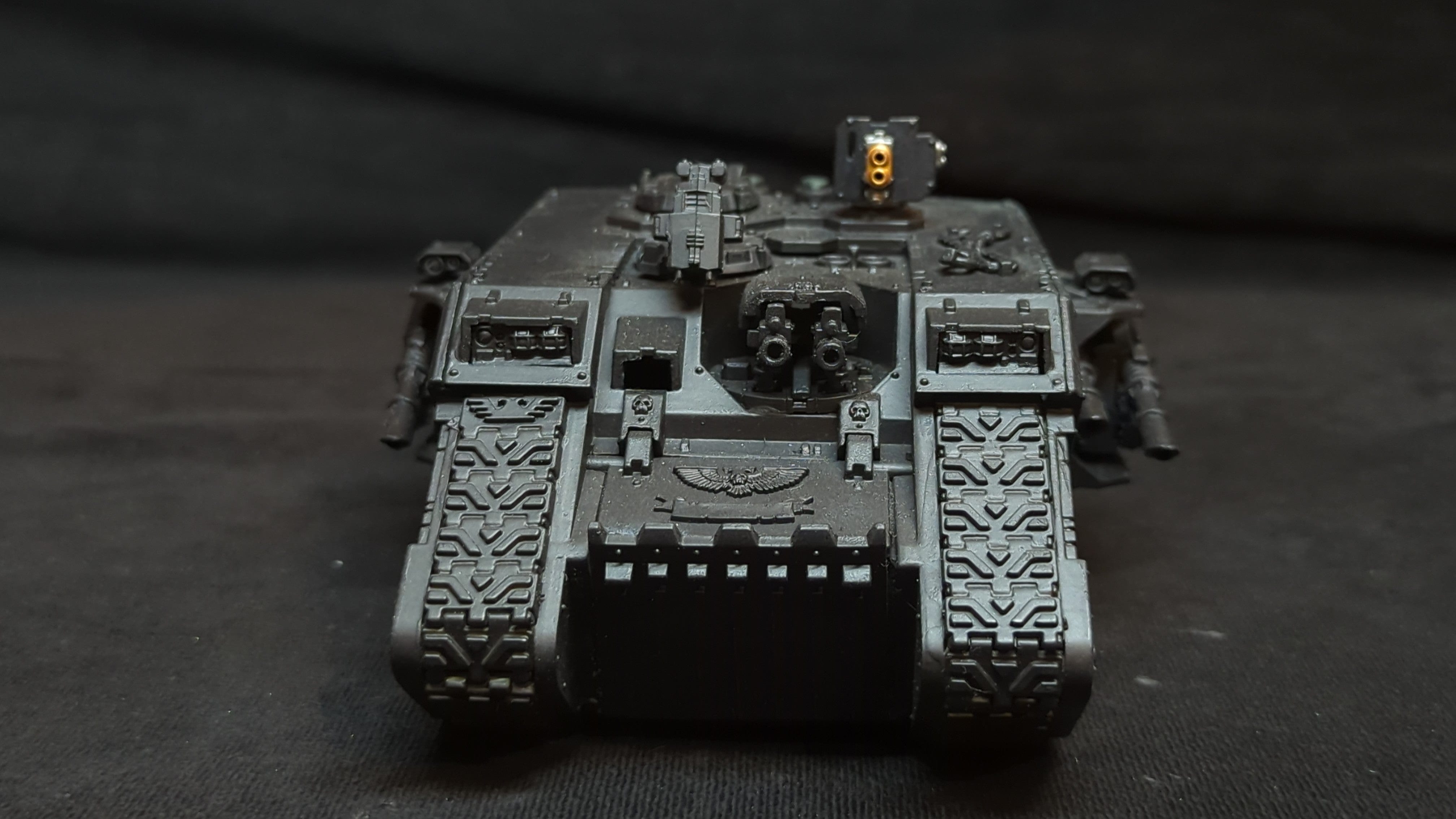 Warhammer 40k Space Marines Land Raider x1