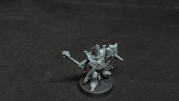 Warhammer 40k Adepta Sororitas Ministorum Priest x1