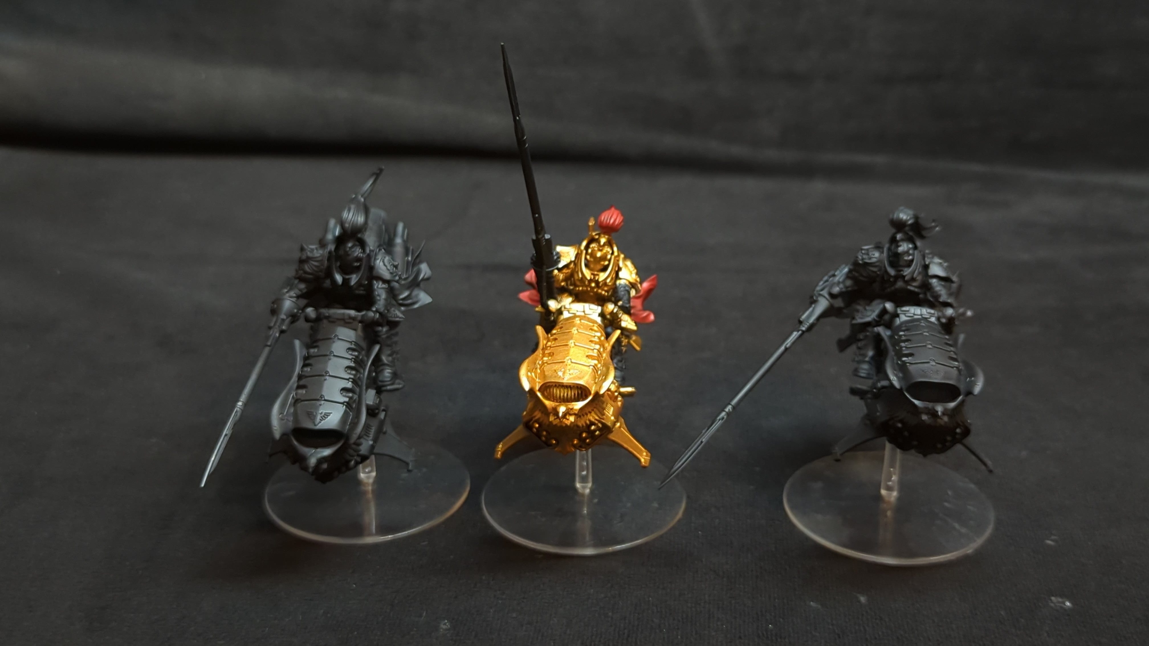 Miniature Games Workshop Non Assemblate Adeptus Custodes Vertus Praetors - Miniatura Warhammer 40k, Nuovo, Non Assemblato, Non Dipinto Warhammer Starter Set - Foto 13