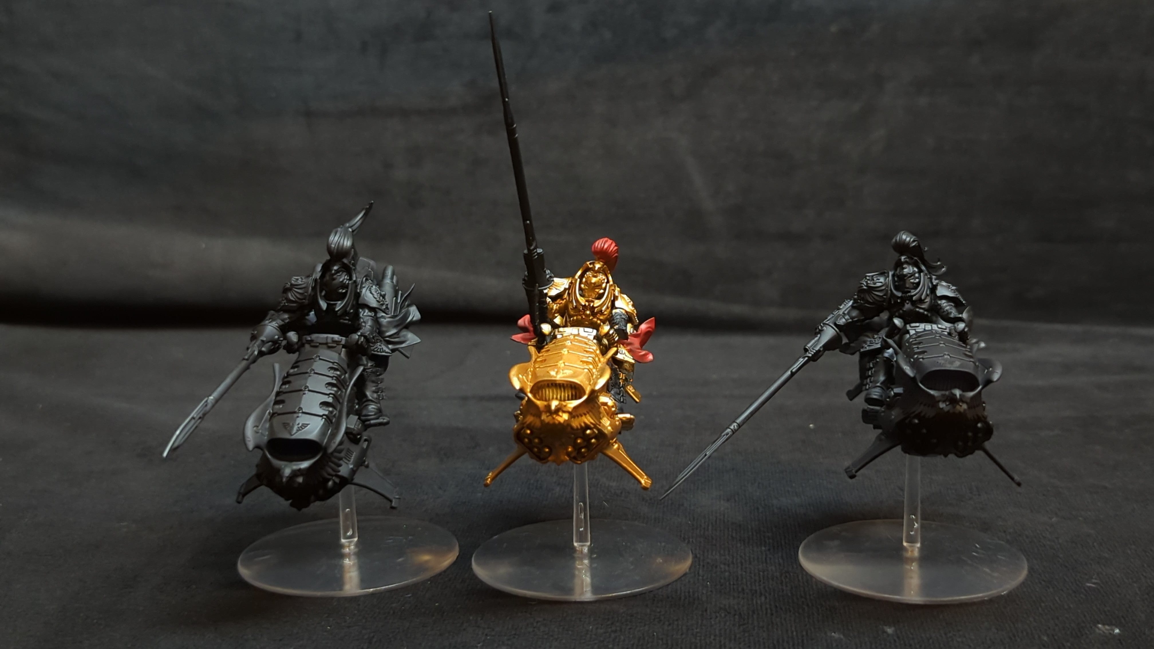 Warhammer 40k Adeptus Custodes Vertus Praetors x3