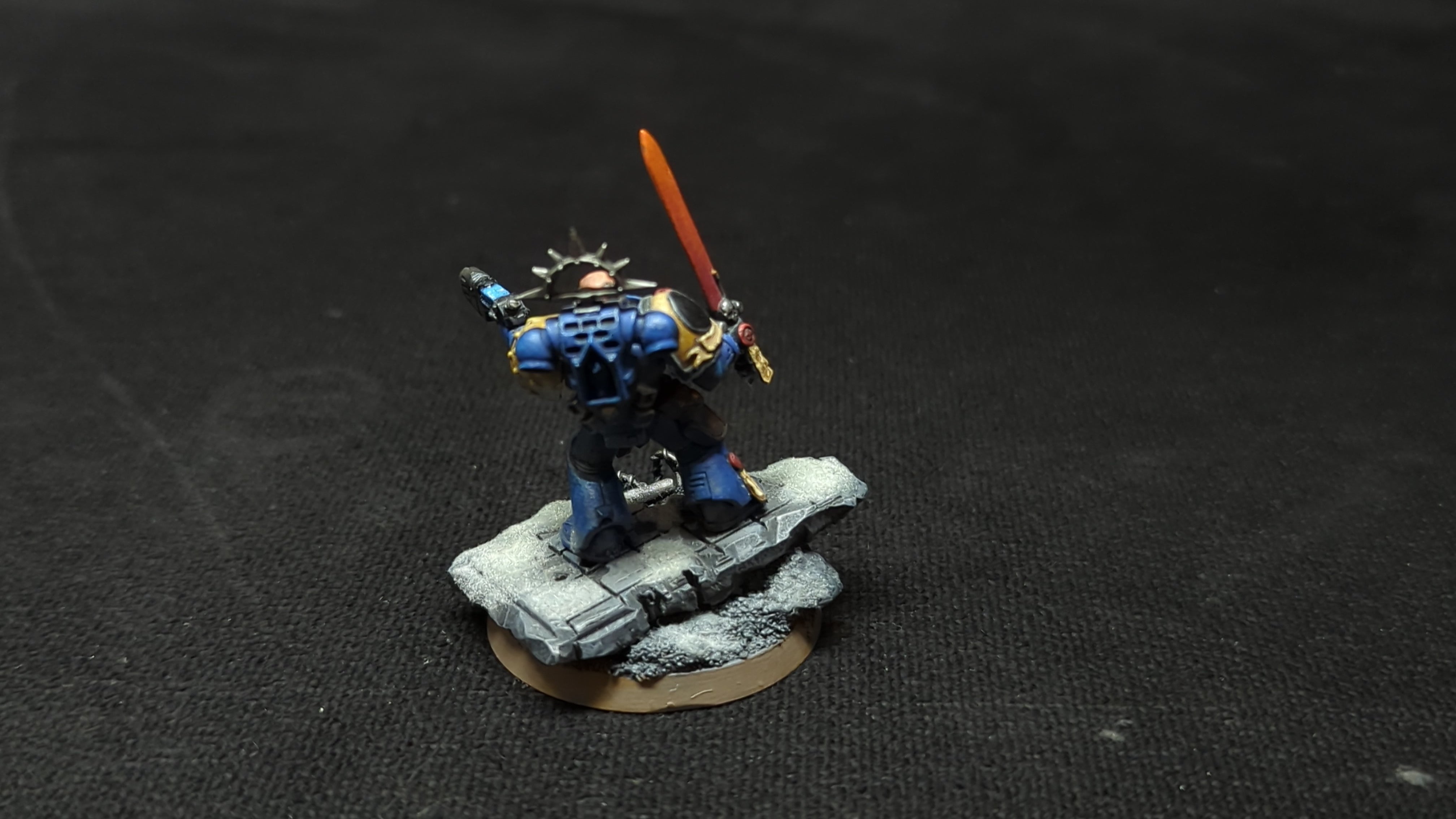 Warhammer 40k Space Marine Captain x1 Painted