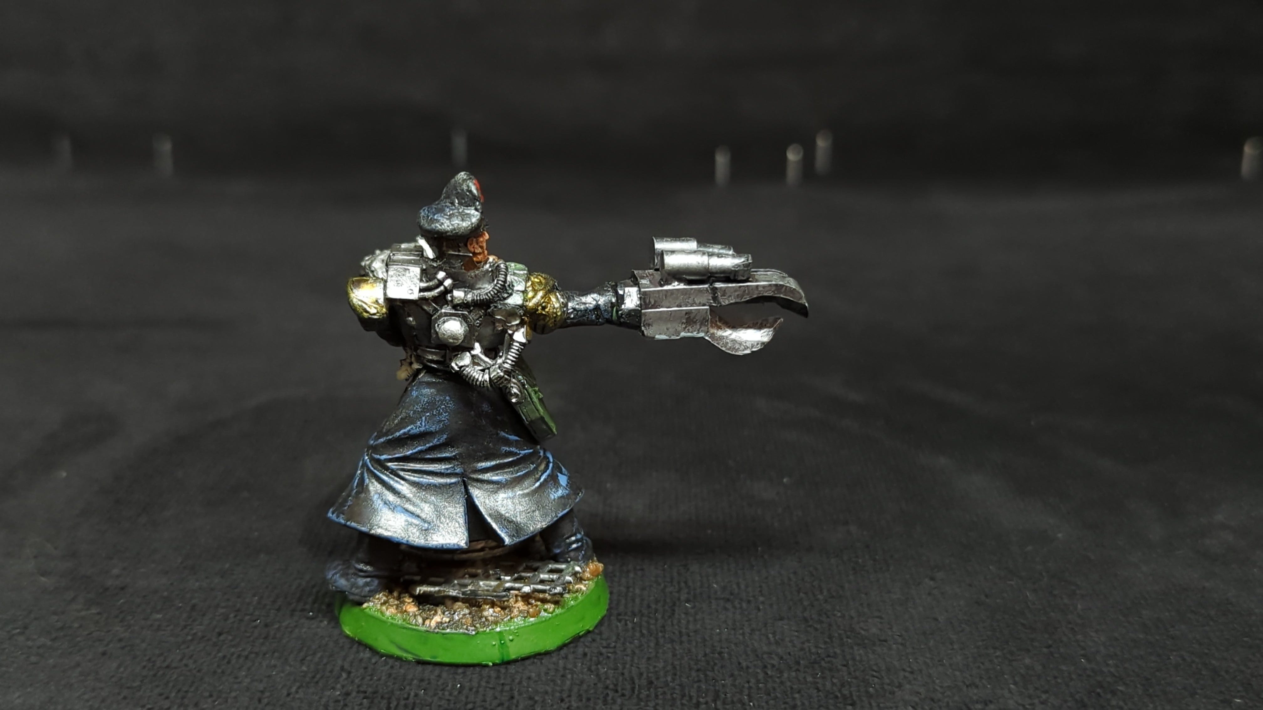 Warhammer Inquisitor Warhammer Inquisitor Commissar Yarrick x1 OOP Painted