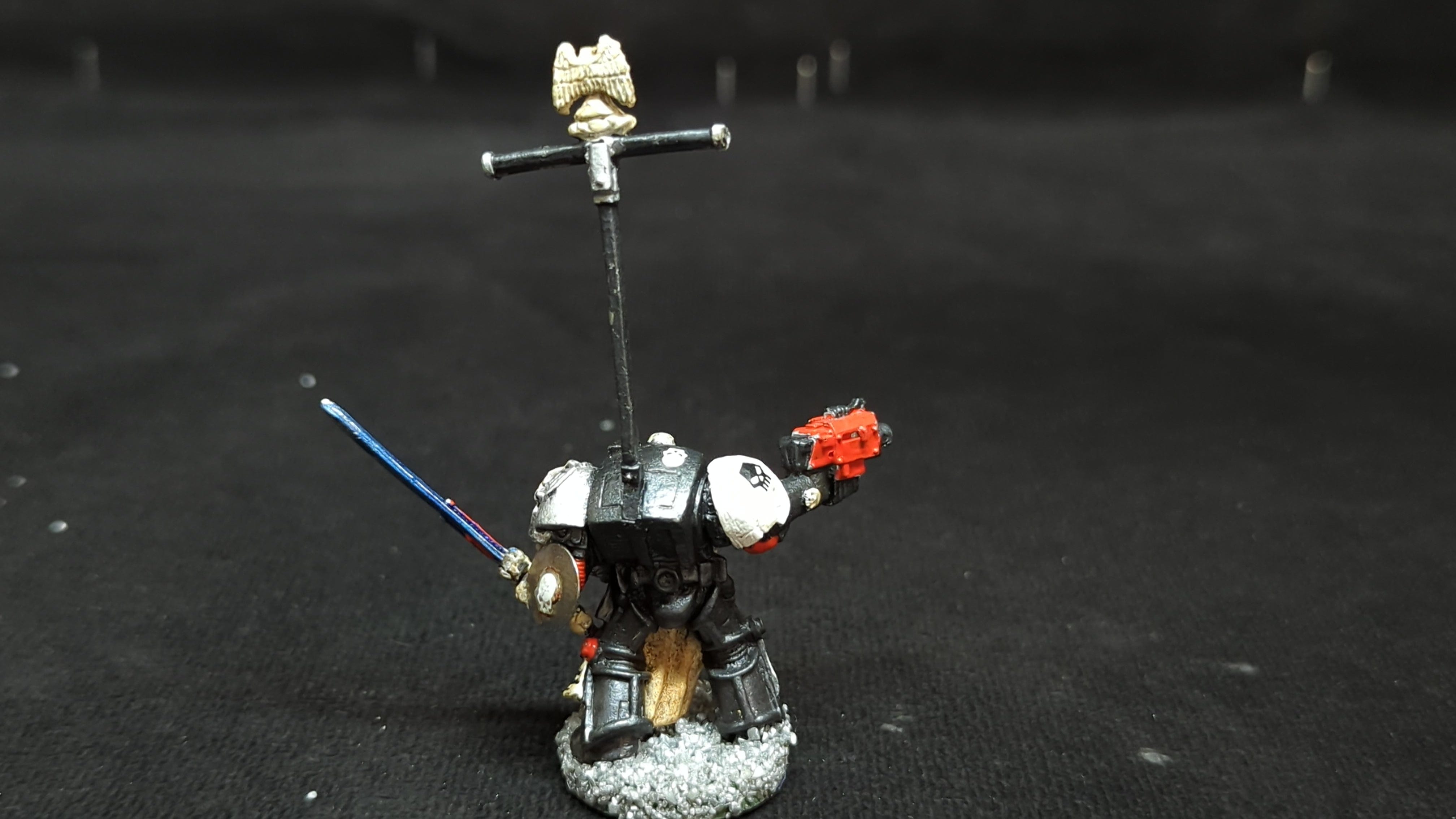 Warhammer 40k Ultramarines Tigurius x1 OOP Painted