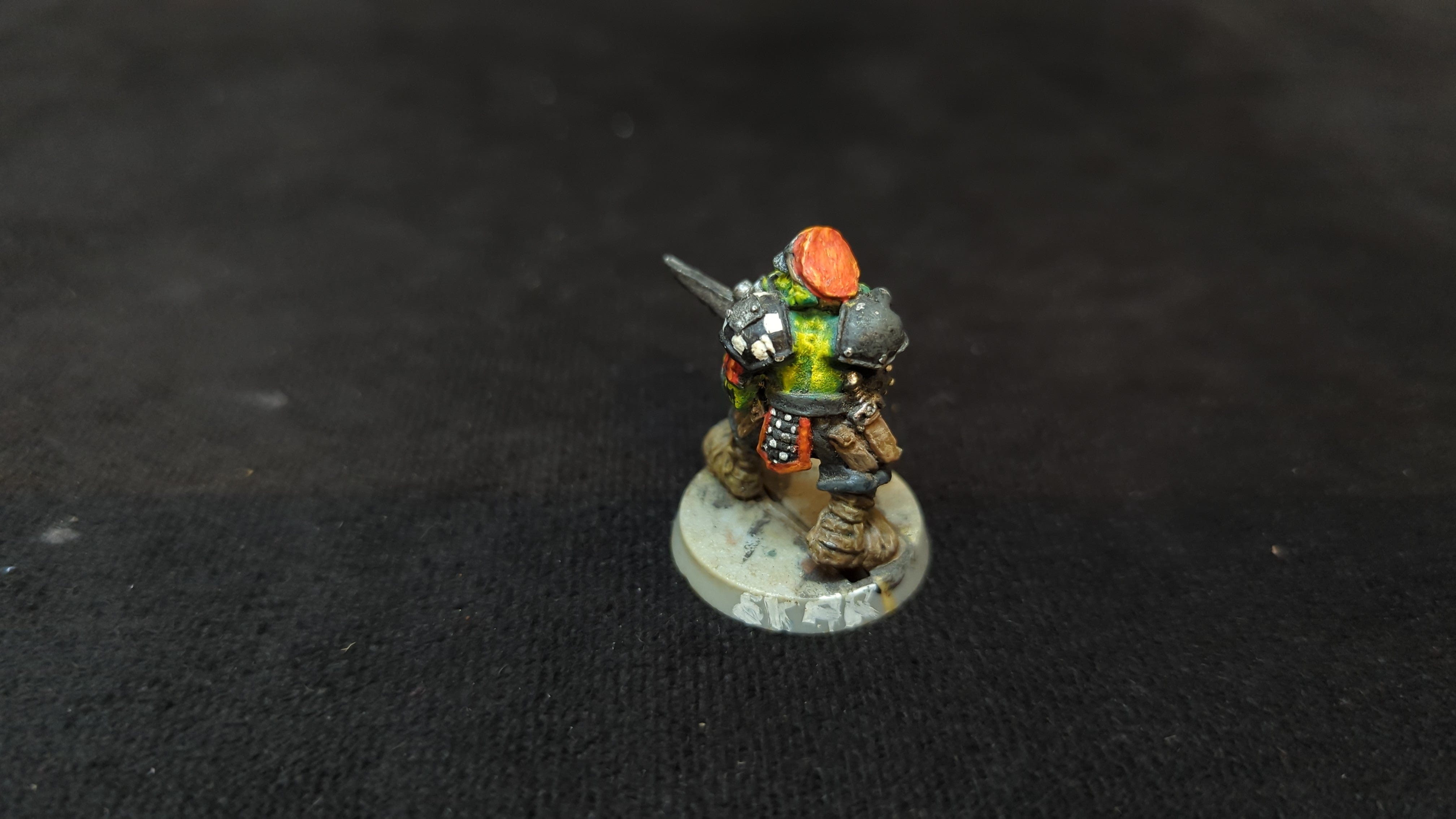 Warhammer 40k Space Ork (oop) x1 OOP Painted