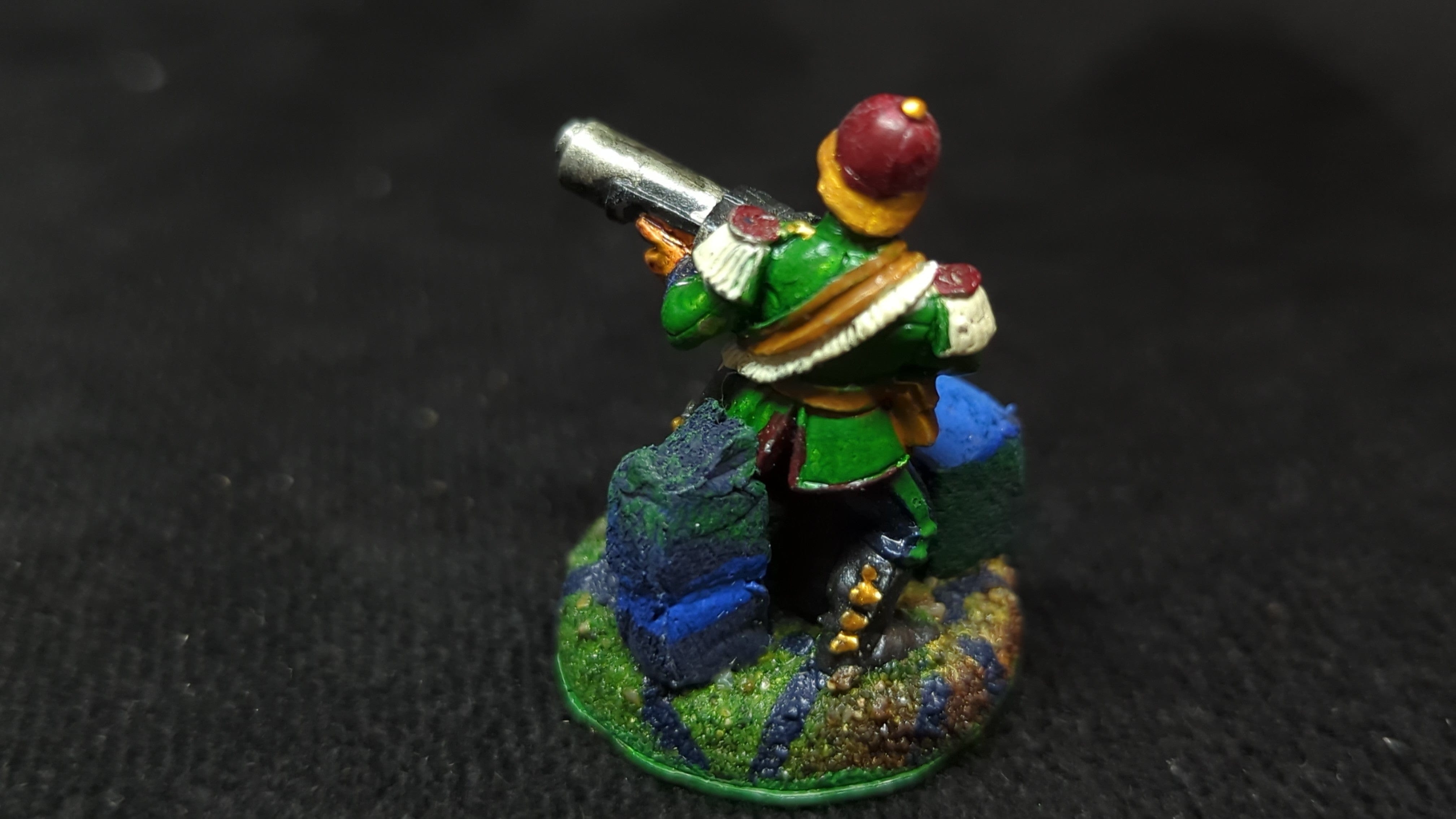 Warhammer 40k Astra Militarum Paetorian Guard with Grenade Launcher x1 OOP Painted