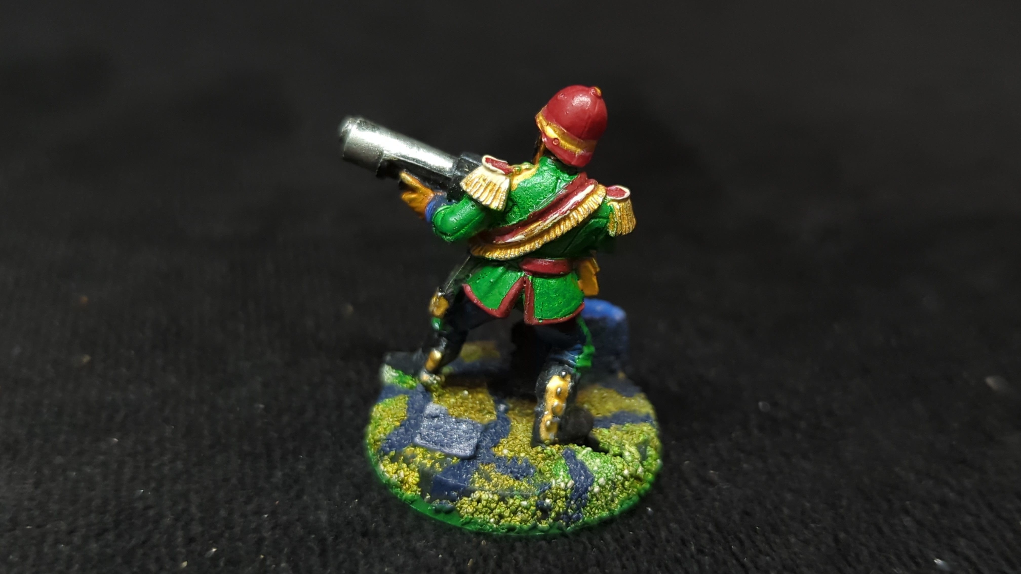 Warhammer 40k Astra Militarum Paetorian Guard with Grenade Launcher x1 OOP Painted