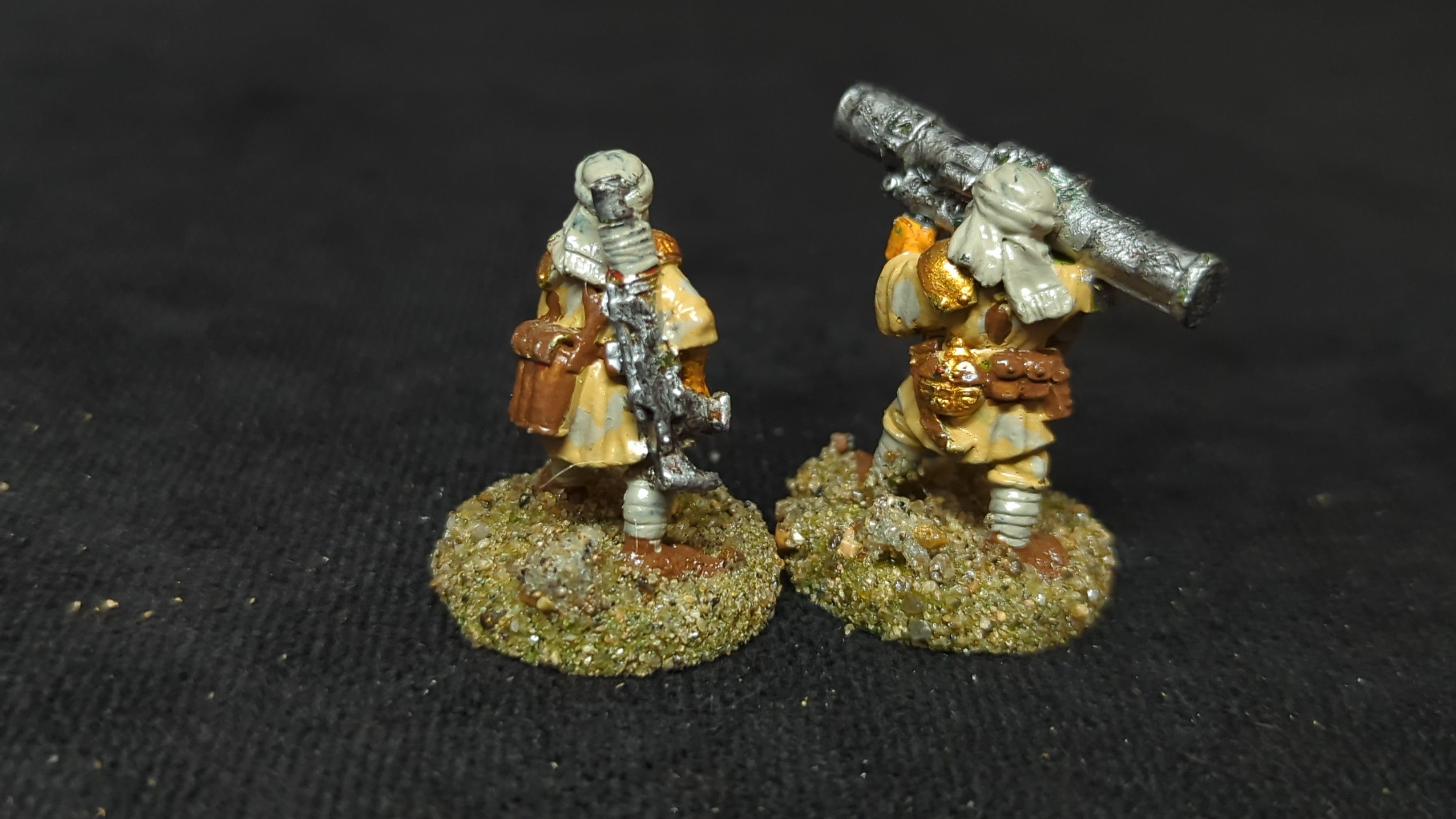 Warhammer 40k Astra Militarum Tallarn Missile Launcher Team x2 OOP Painted