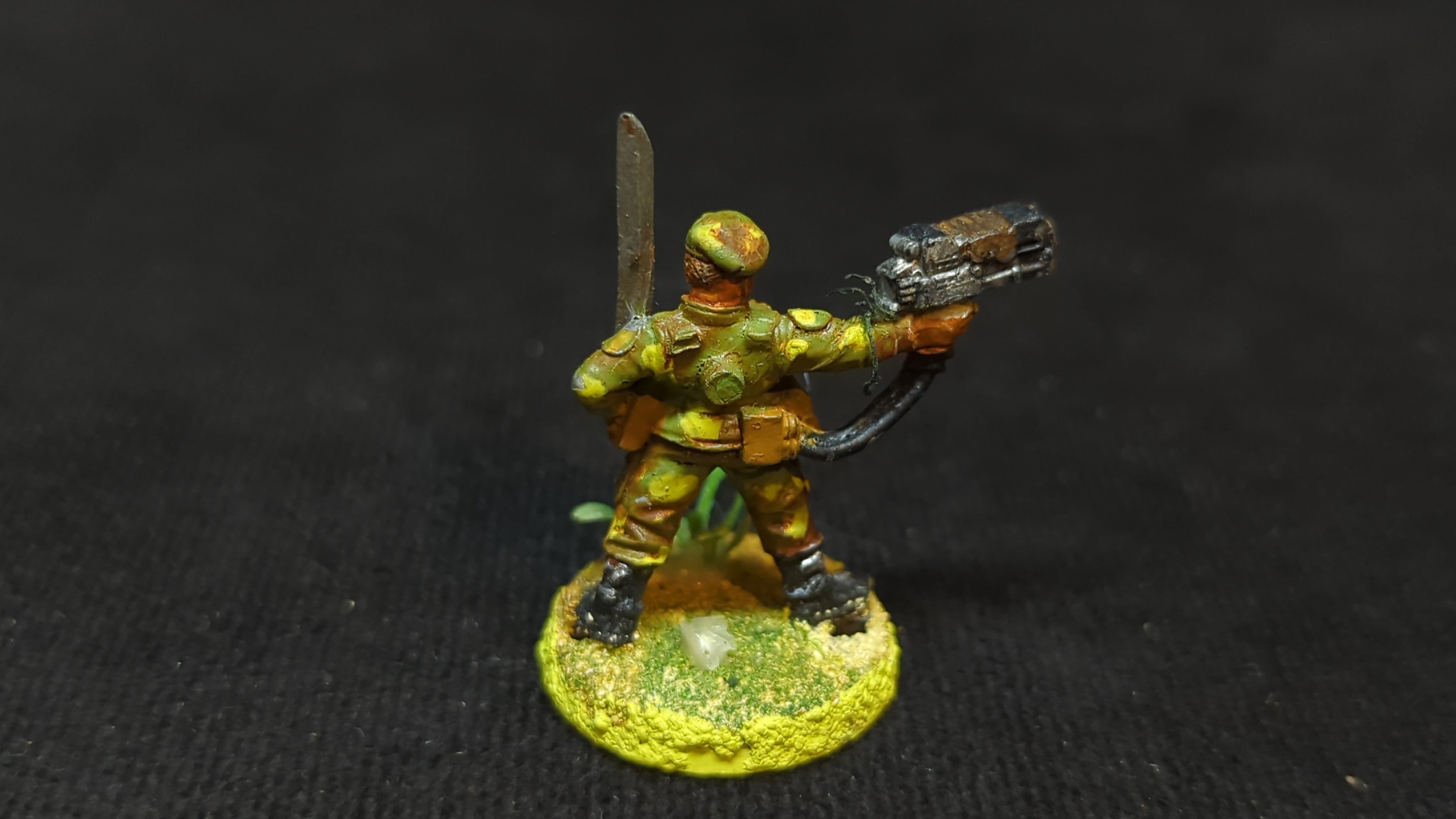 Warhammer 40k Astra Militarum Beret Stormtrooper Sergeant with Sword x1 OOP Painted