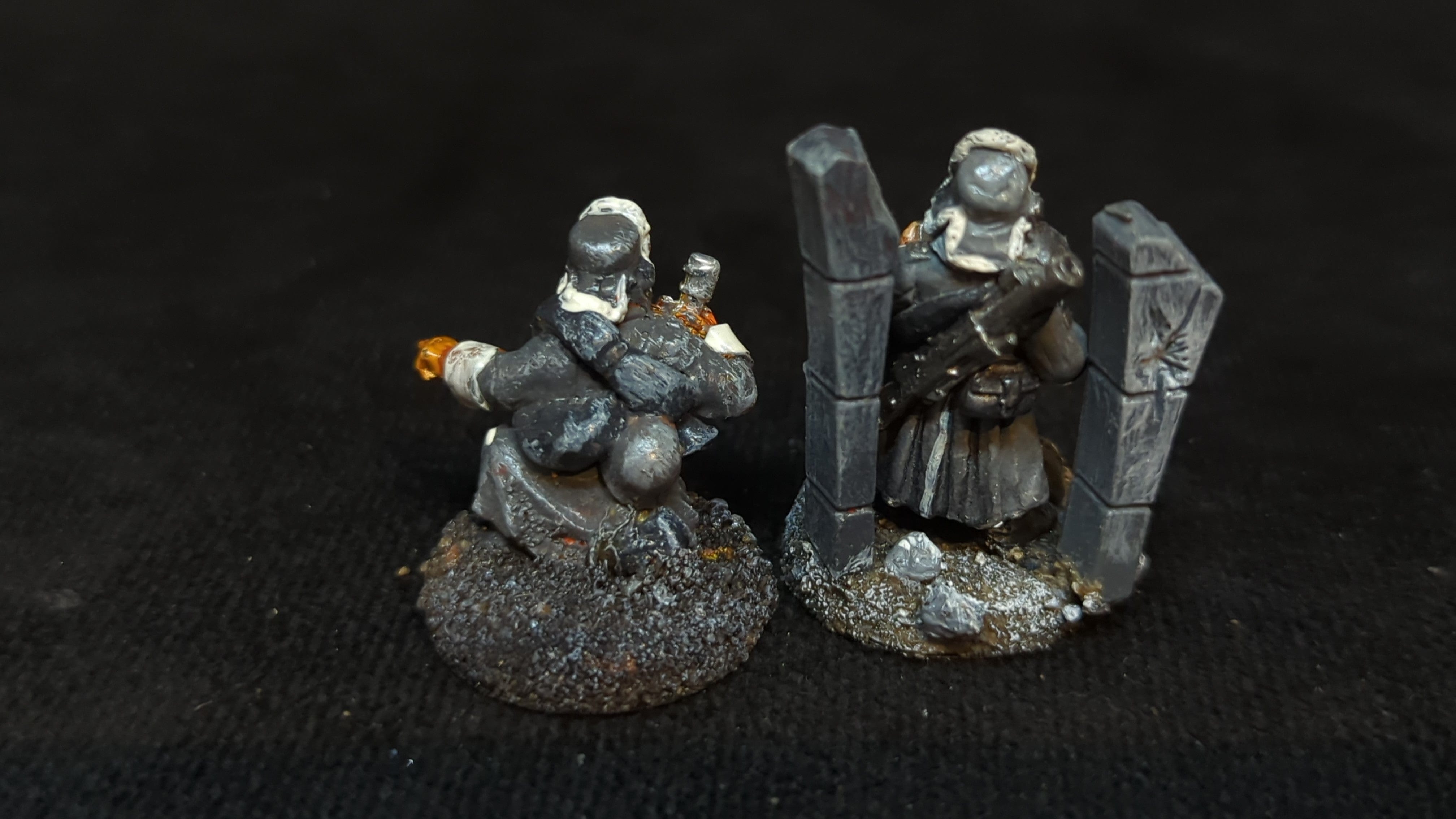 Warhammer 40k Astra Militarum Valhallan Ice Warriors Mortar Team x2 OOP Painted