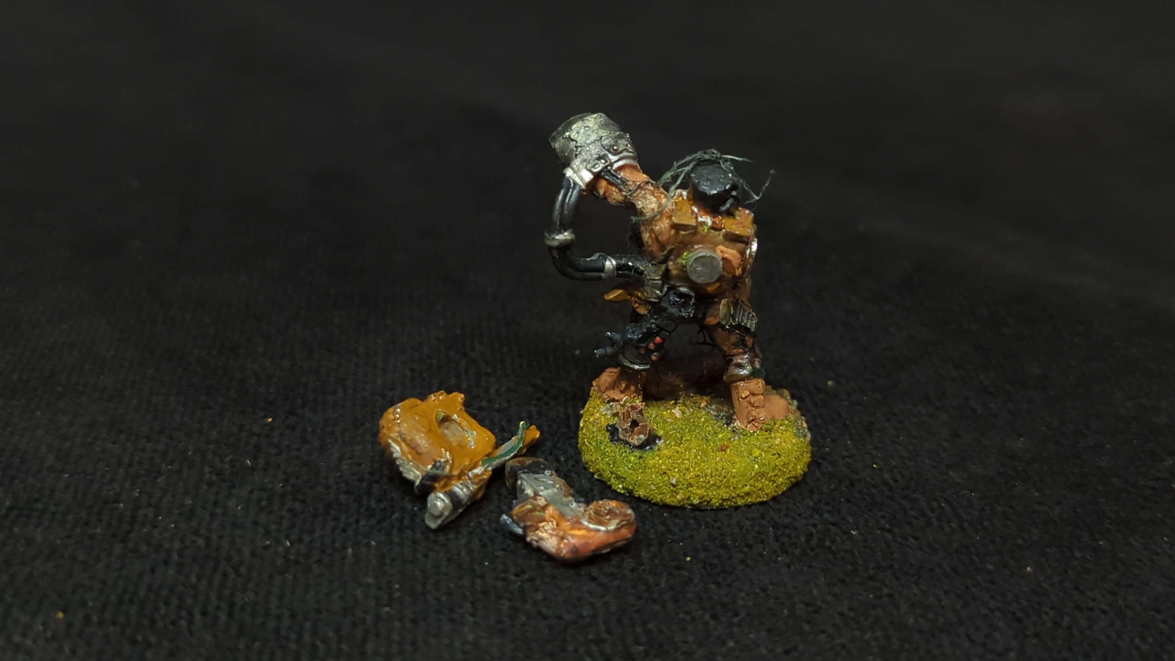 Warhammer 40k Astra Mlitarum Catachan Jungle Fighters Company Commander x1 OOP Painted