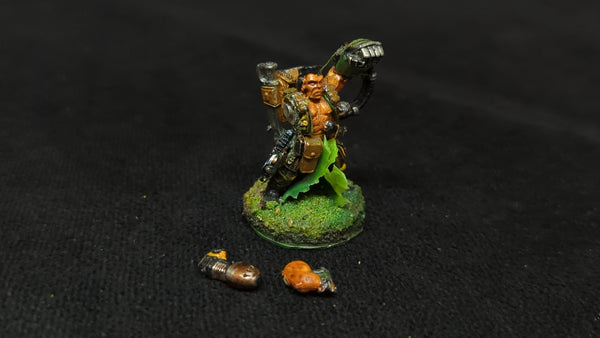 Warhammer 40k Astra Mlitarum Catachan Jungle Fighters Company Commander x1 OOP Painted