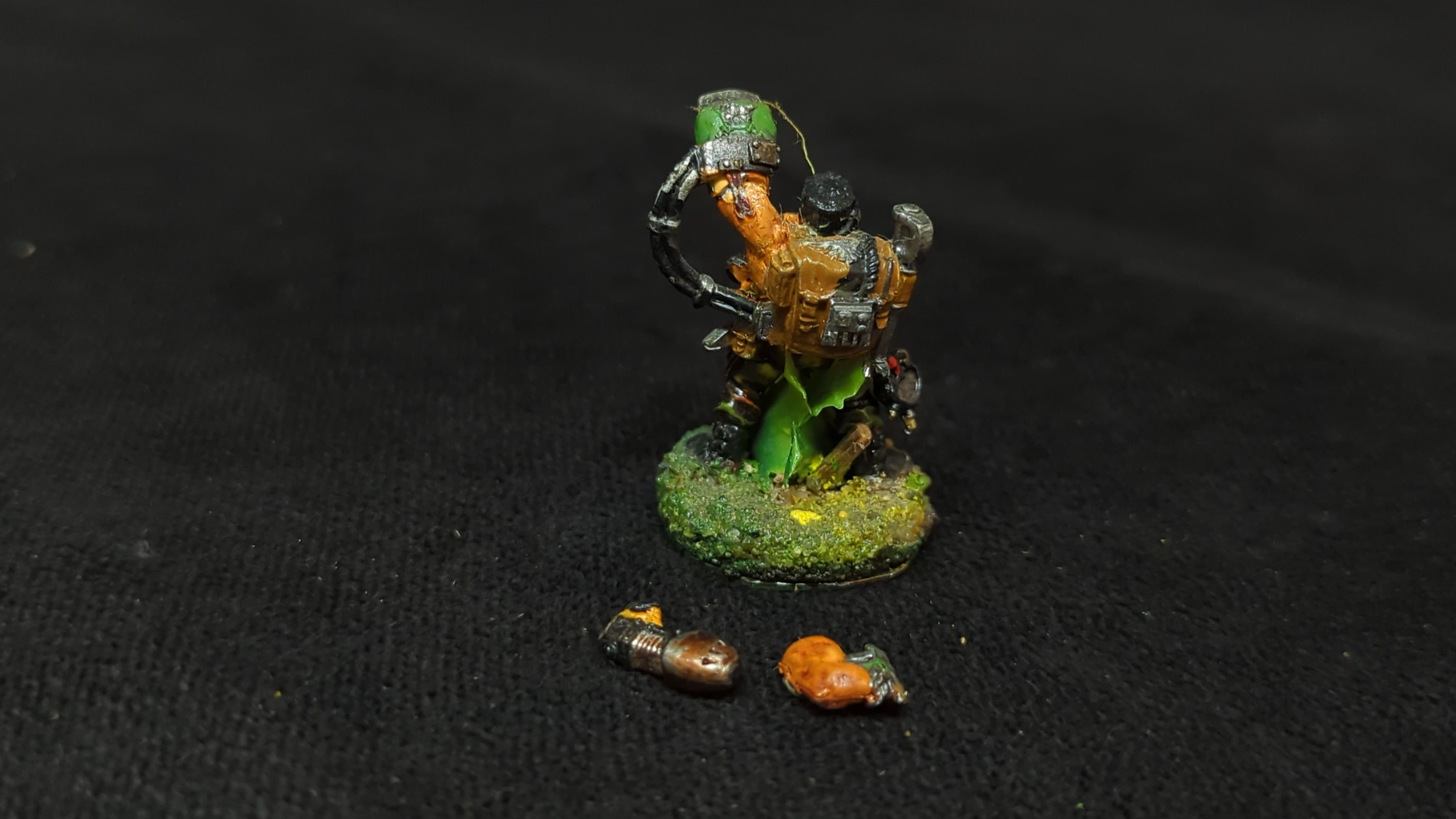 Warhammer 40k Astra Mlitarum Catachan Jungle Fighters Company Commander x1 OOP Painted