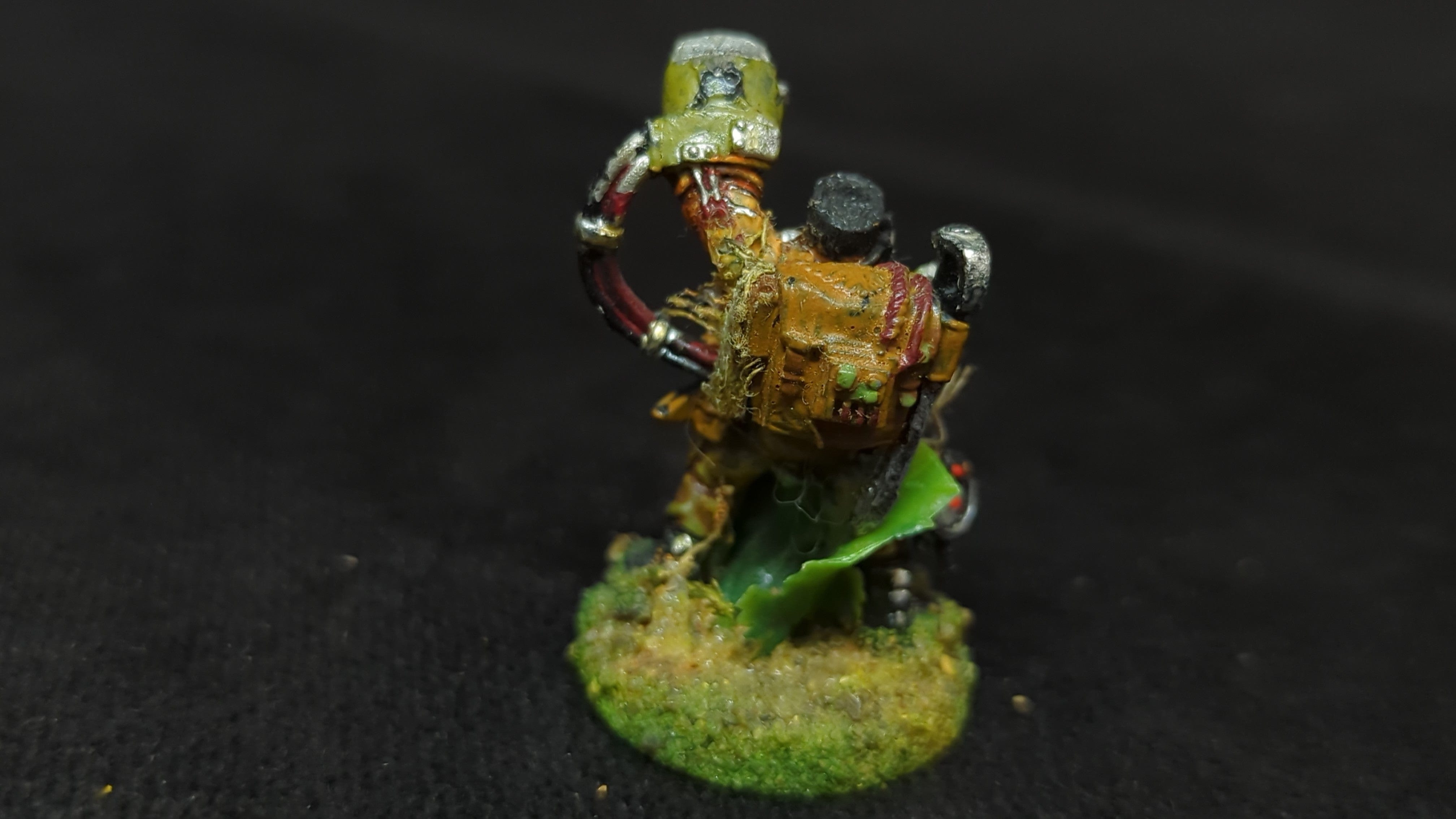 Warhammer 40k Astra Mlitarum Catachan Jungle Fighters Company Commander x1 OOP Painted