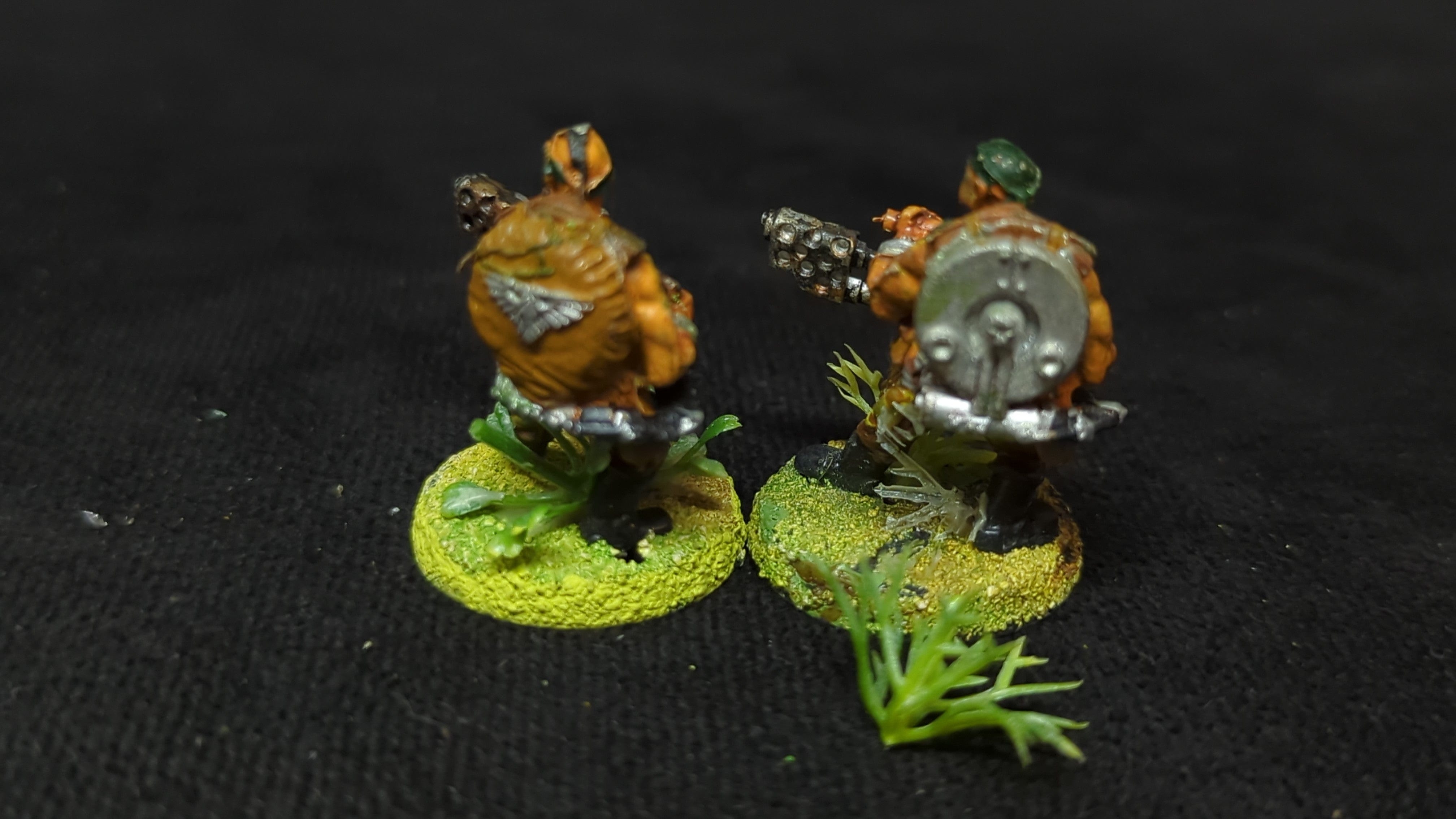 Warhammer 40k Astra Mlitarum Catachan Jungle Fighters Heavy Flamers Unit x2 OOP Painted