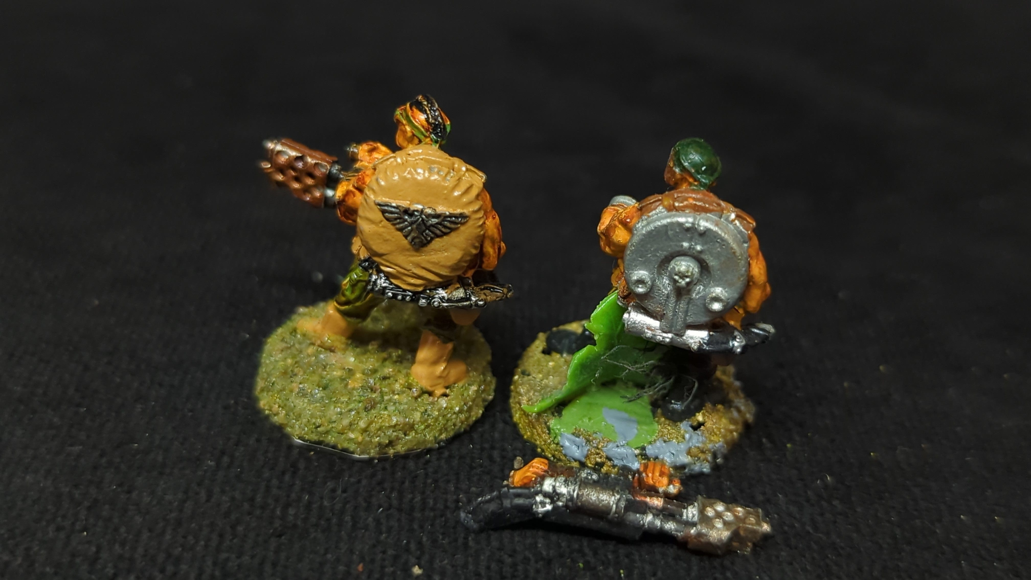 Warhammer 40k Astra Mlitarum Catachan Jungle Fighters Heavy Flamers Unit x2 OOP Painted