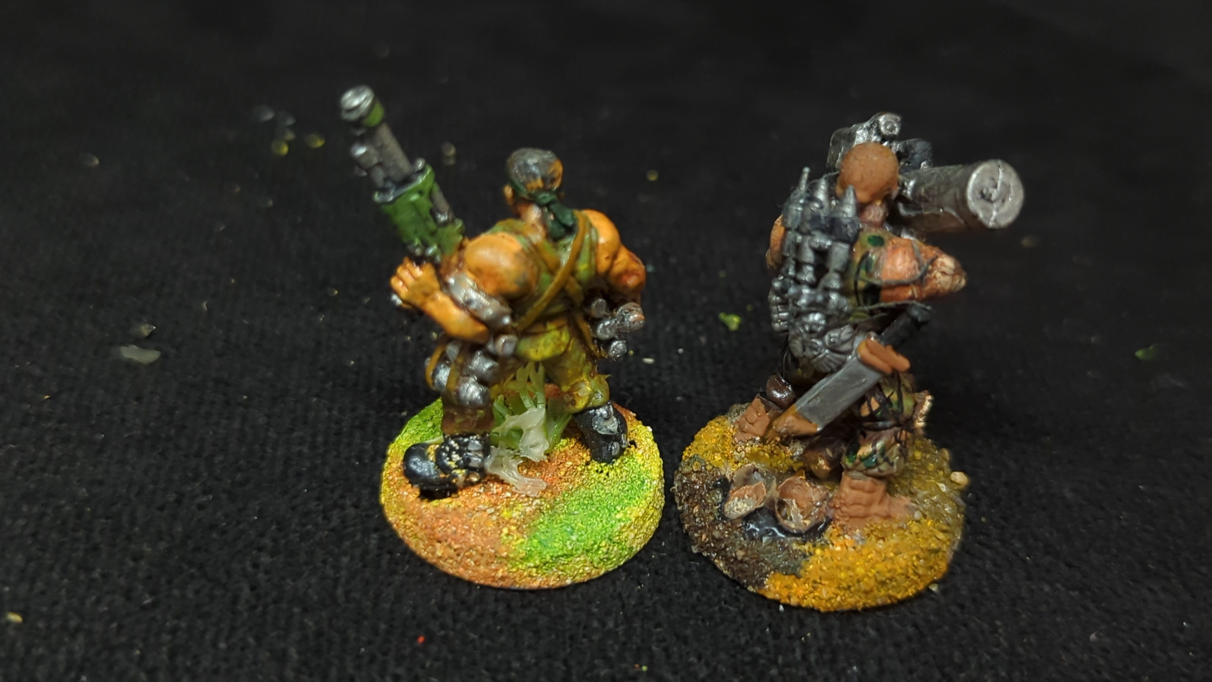 Warhammer 40k Astra Mlitarum Catachan Jungle Fighters Missile Launcher Team (copy) (copy) x2 OOP Painted