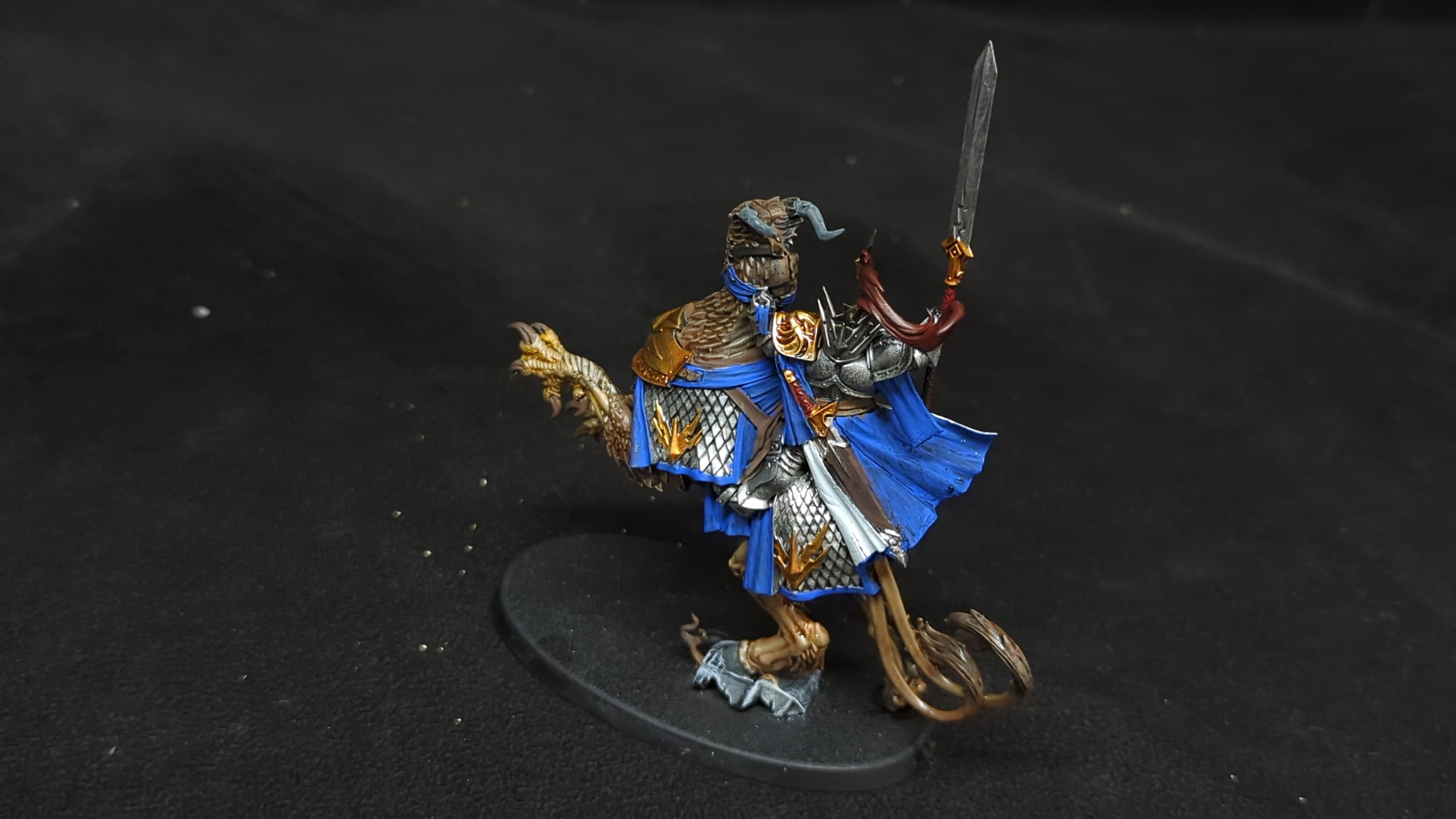 Age of Sigmar Lord-Arcanum on Gryph Charger x1