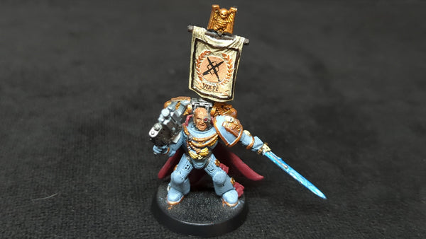 Warhammer 40k Space Marine Captain x1 Painted