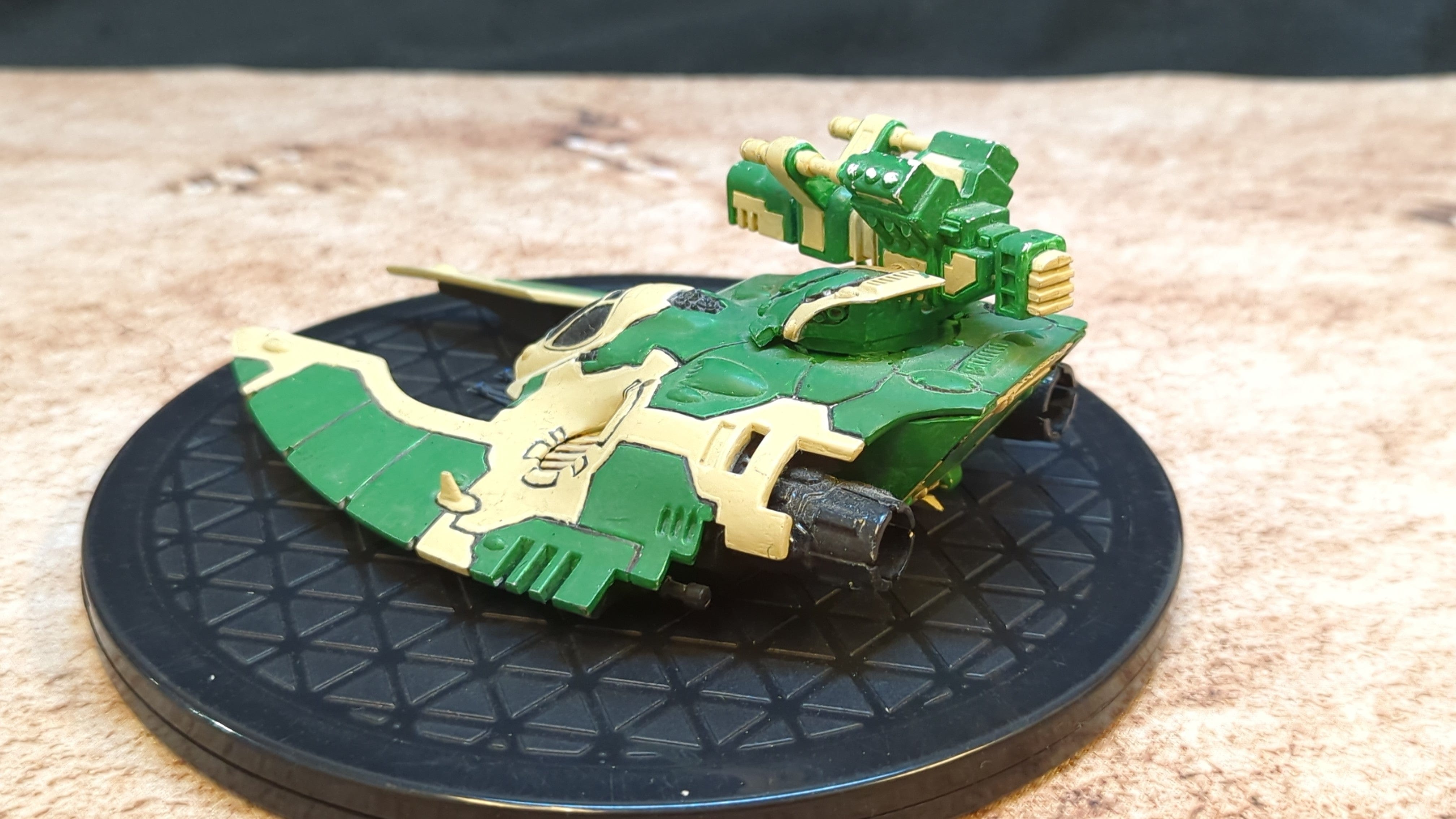 Warhammer 40k Aeldari Falcon Grav Tank x1 Painted