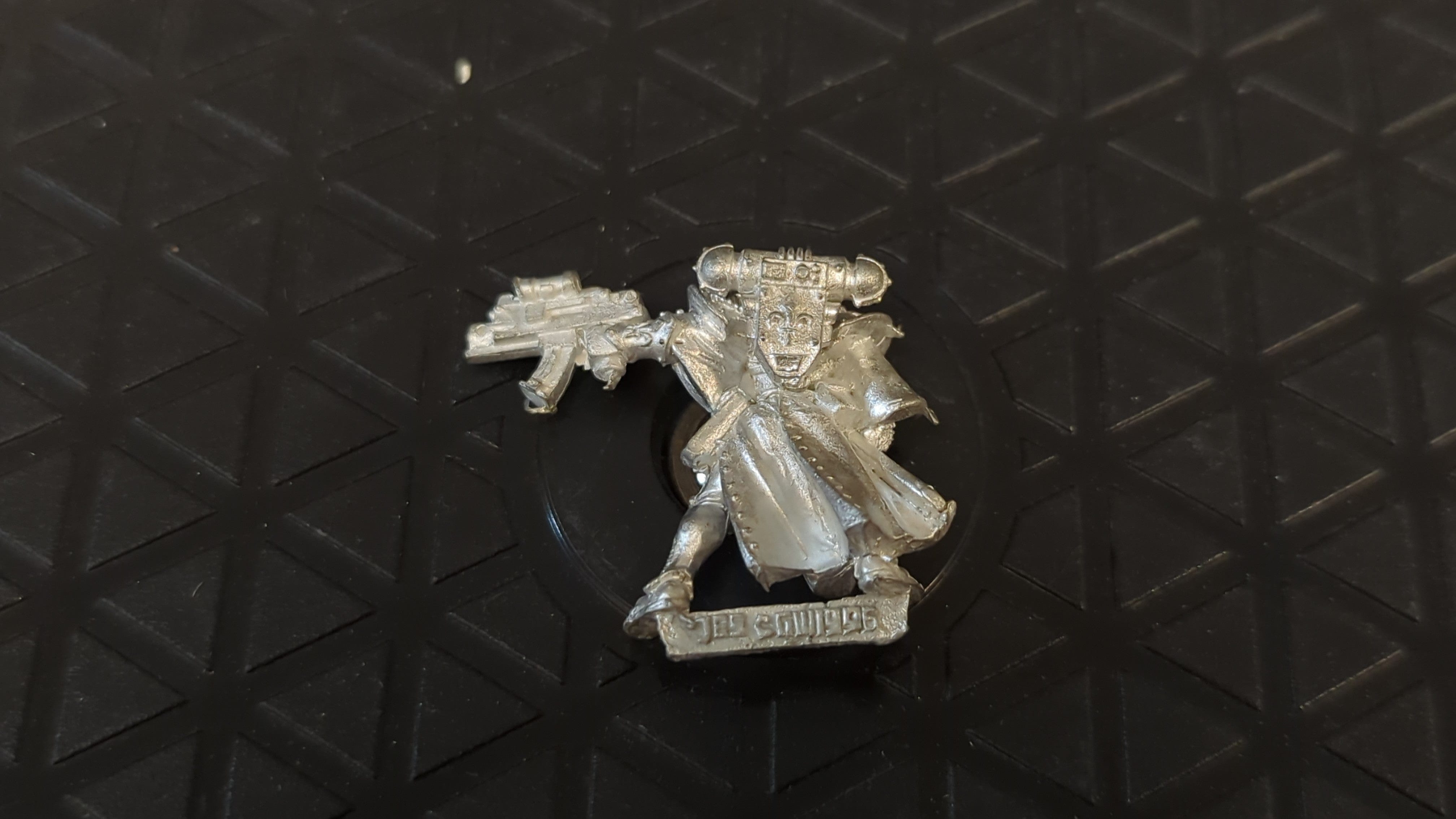 Warhammer 40k Adepta Sorroritas : Sister Superior (OOP Metal) x1