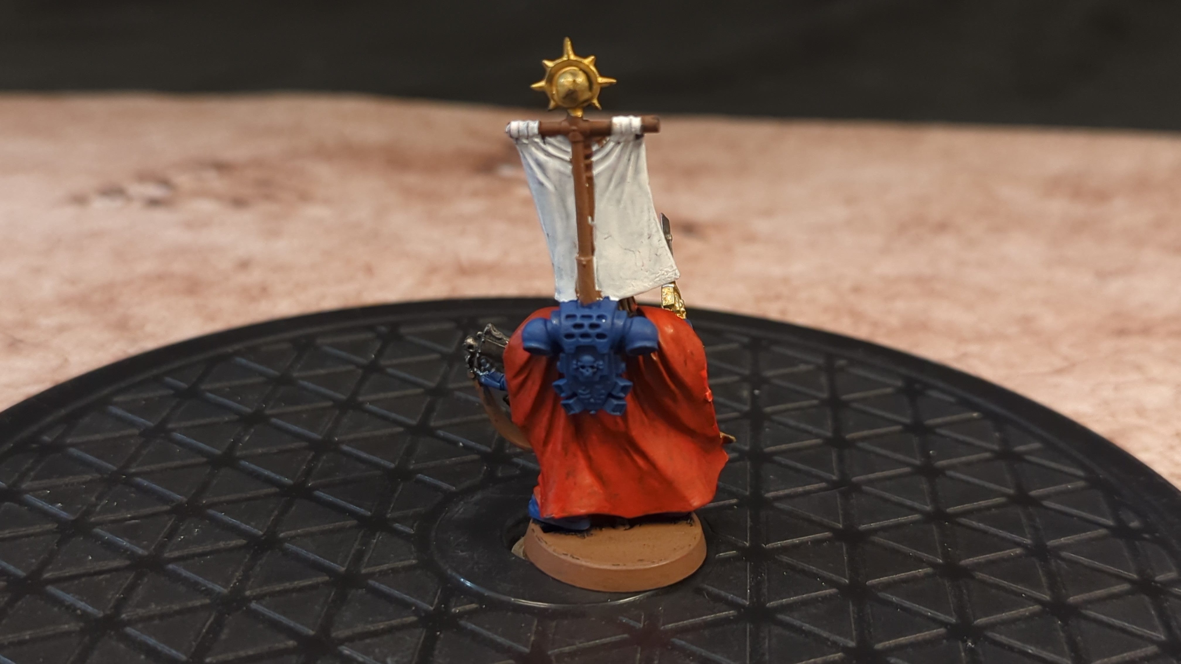 Warhammer 40k Space Marines : Captain (Blackreach) x1 OOP Painted