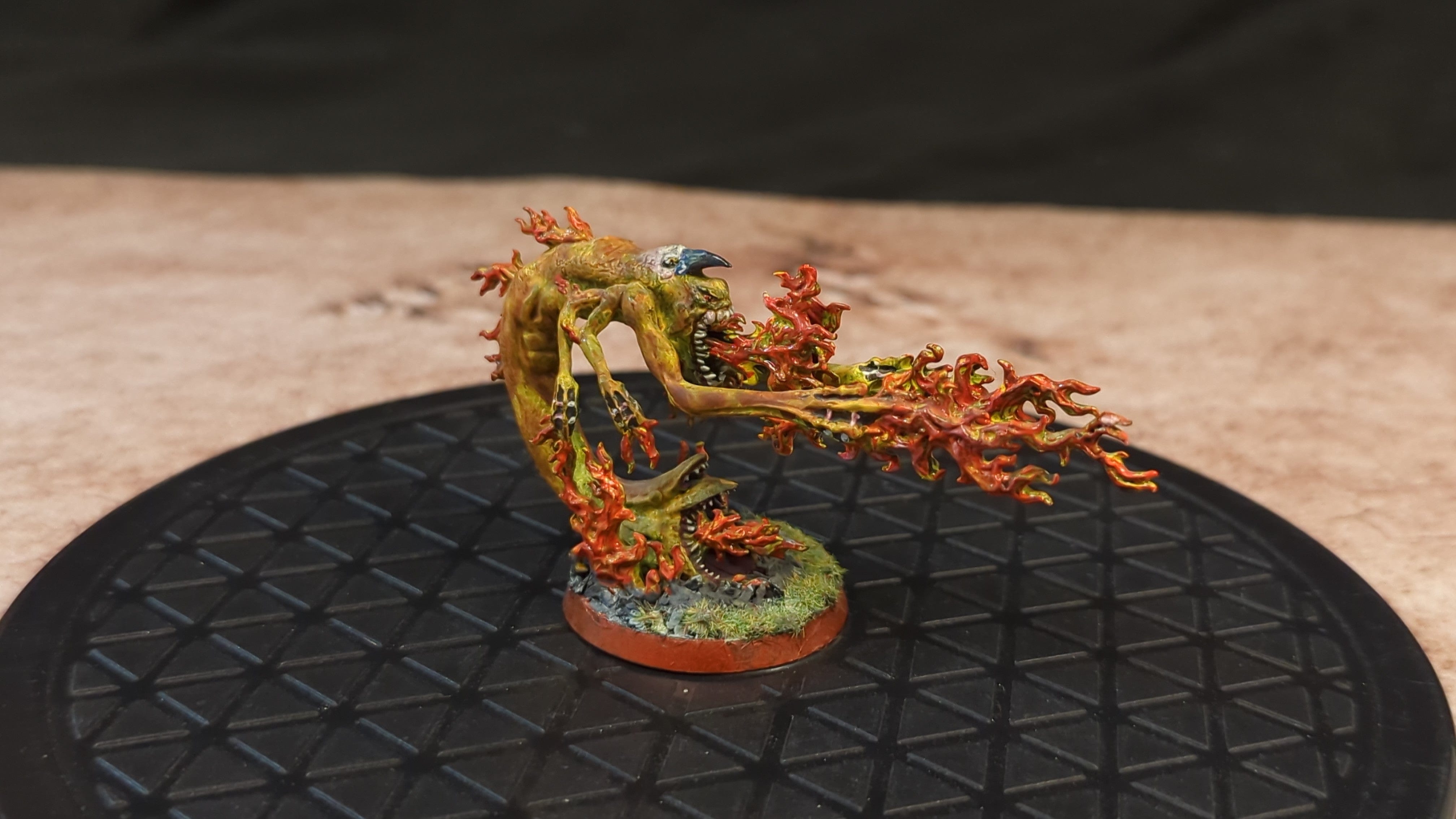 Warhammer Daemon of Tzeench Exalted Flamer of Tzeentch x1 Painted