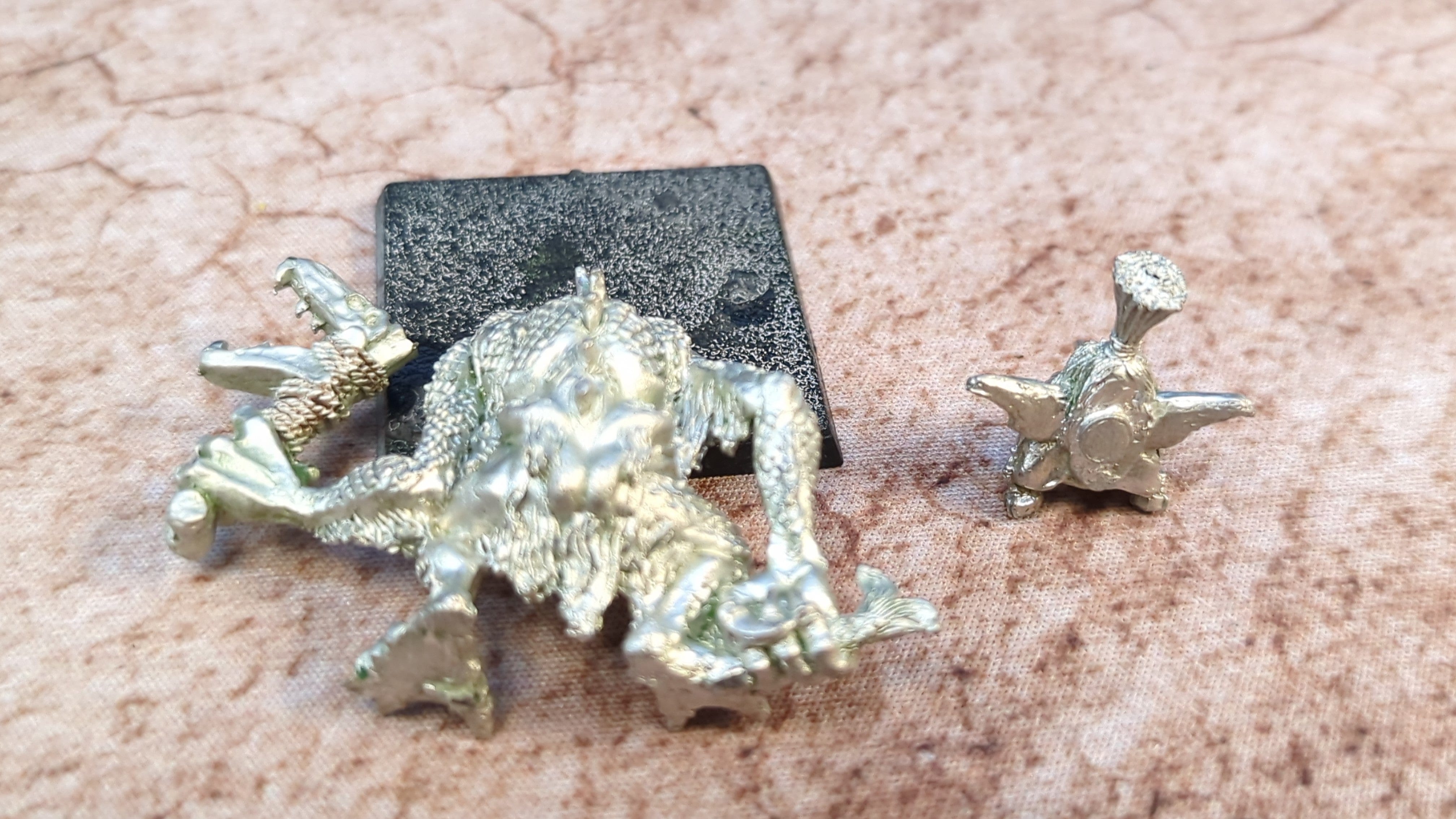 The Old World River troll (oop metal) x1