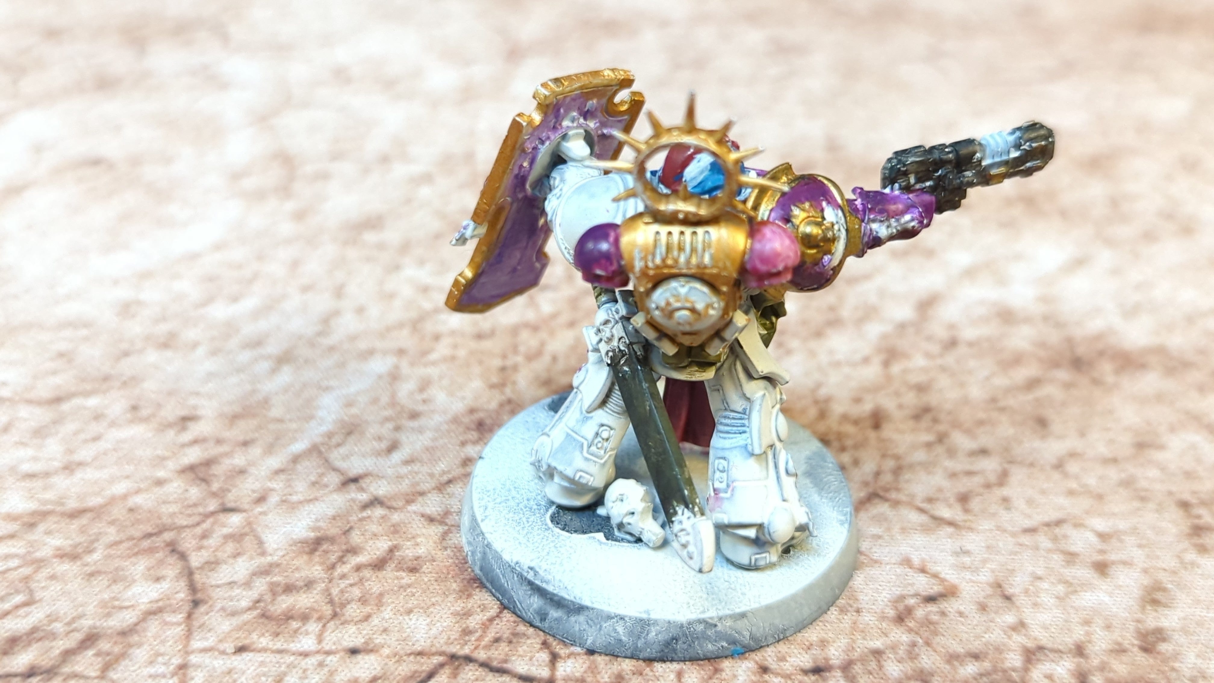 Warhammer 40k Space Marines Primaris Lieutenant with Storm Shield x1 Painted