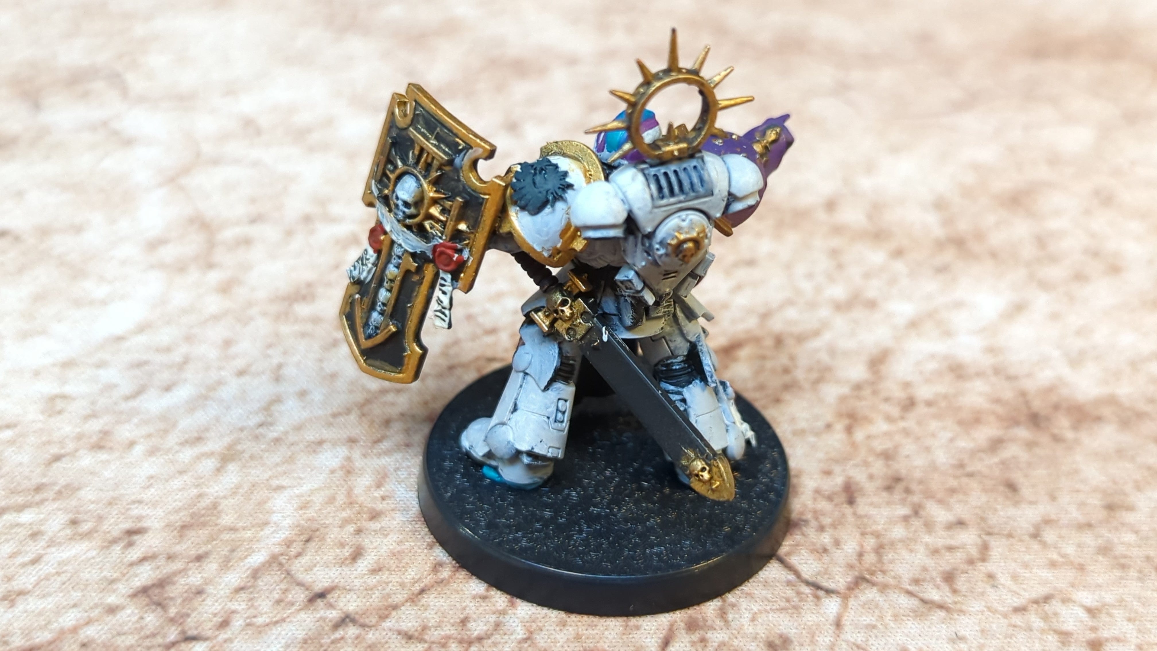 Warhammer 40k Space Marines Primaris Lieutenant with Storm Shield x1 Painted