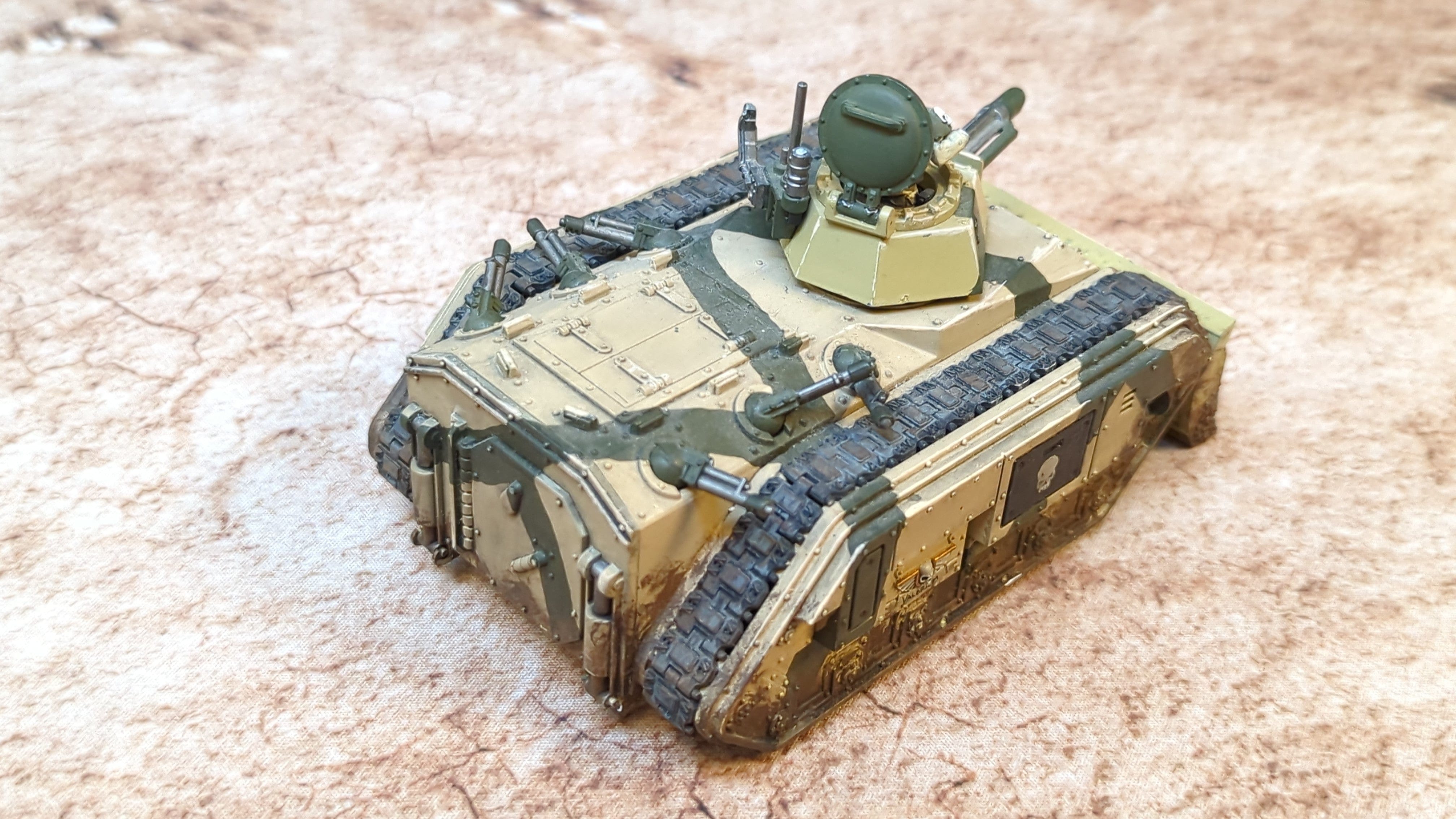 Warhammer 40k Astra Militarum Chimera x1 Painted