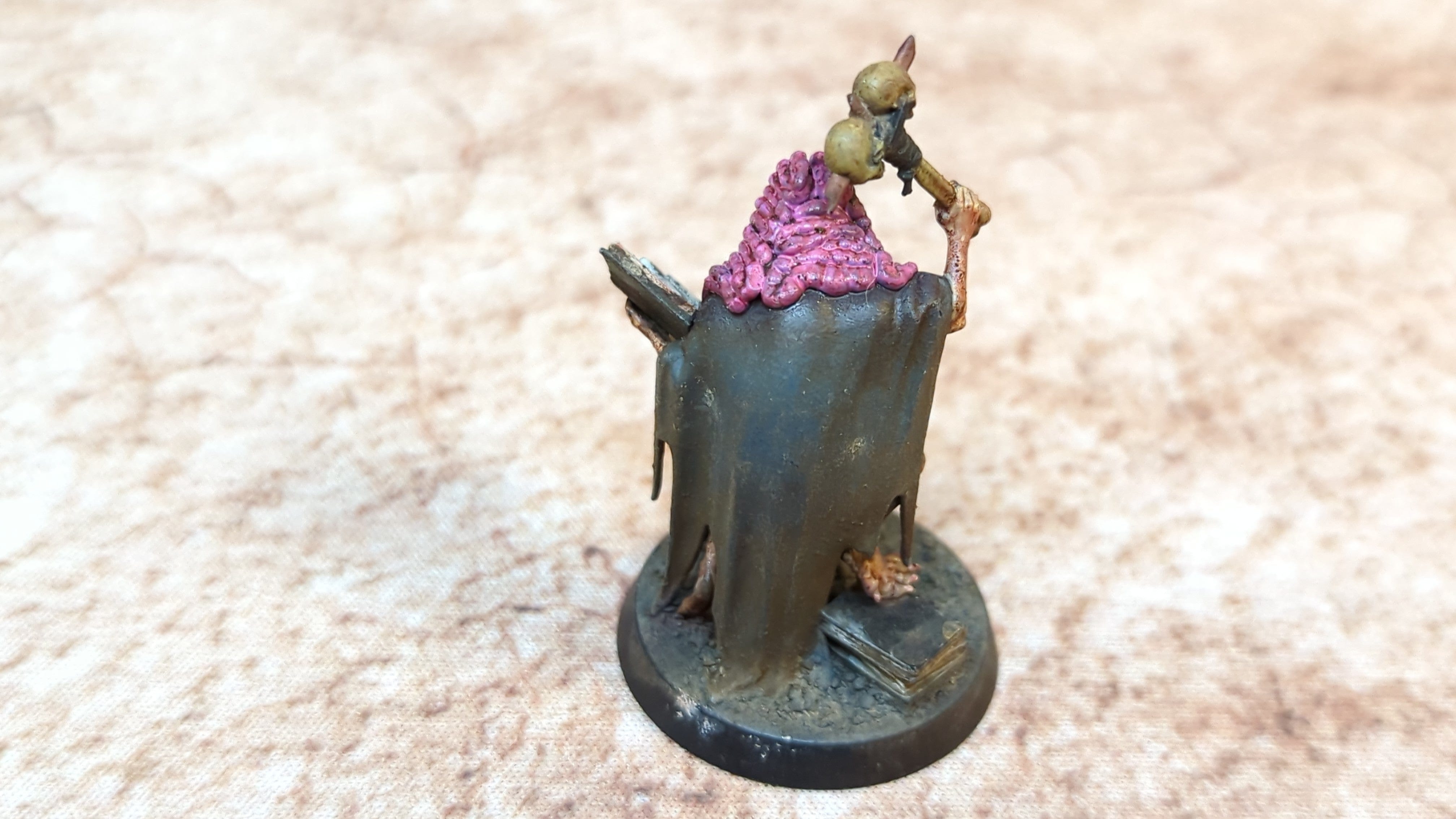 Age of Sigmar Flesh-eater Courts Grand Justice Gormayne x1 Painted