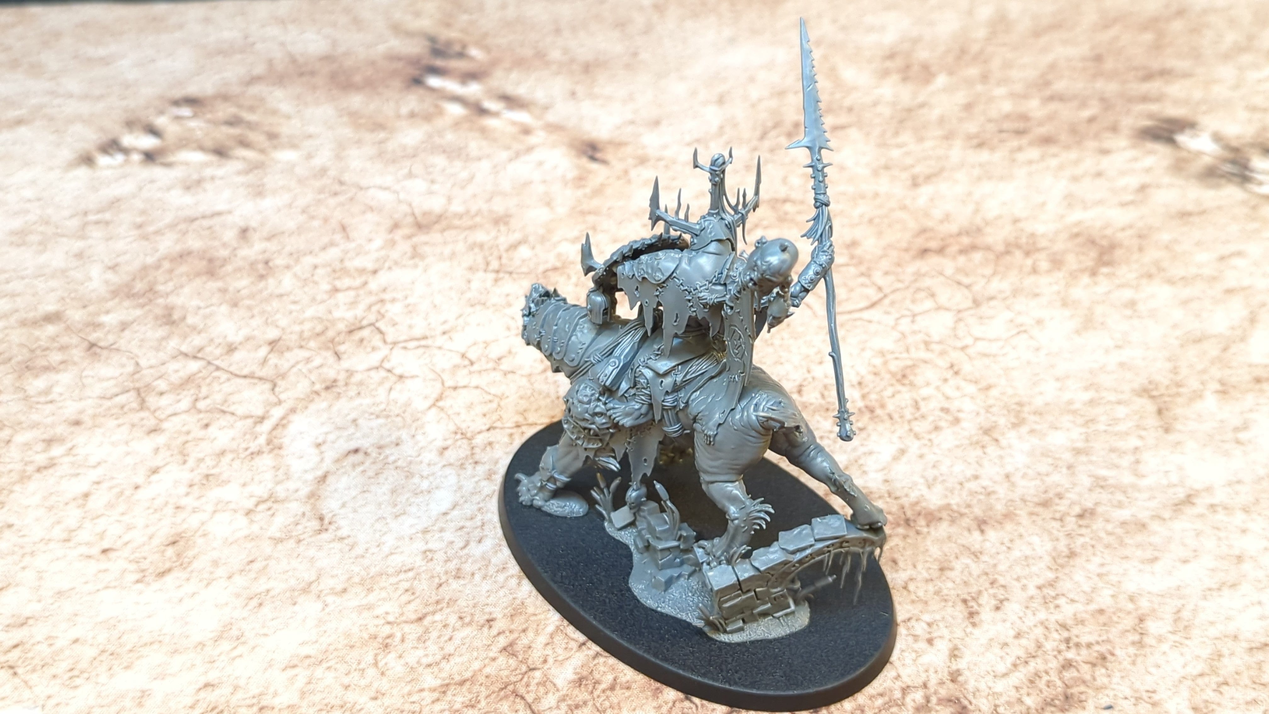 Age of Sigmar Killaboss on Great Gnashtoof x1