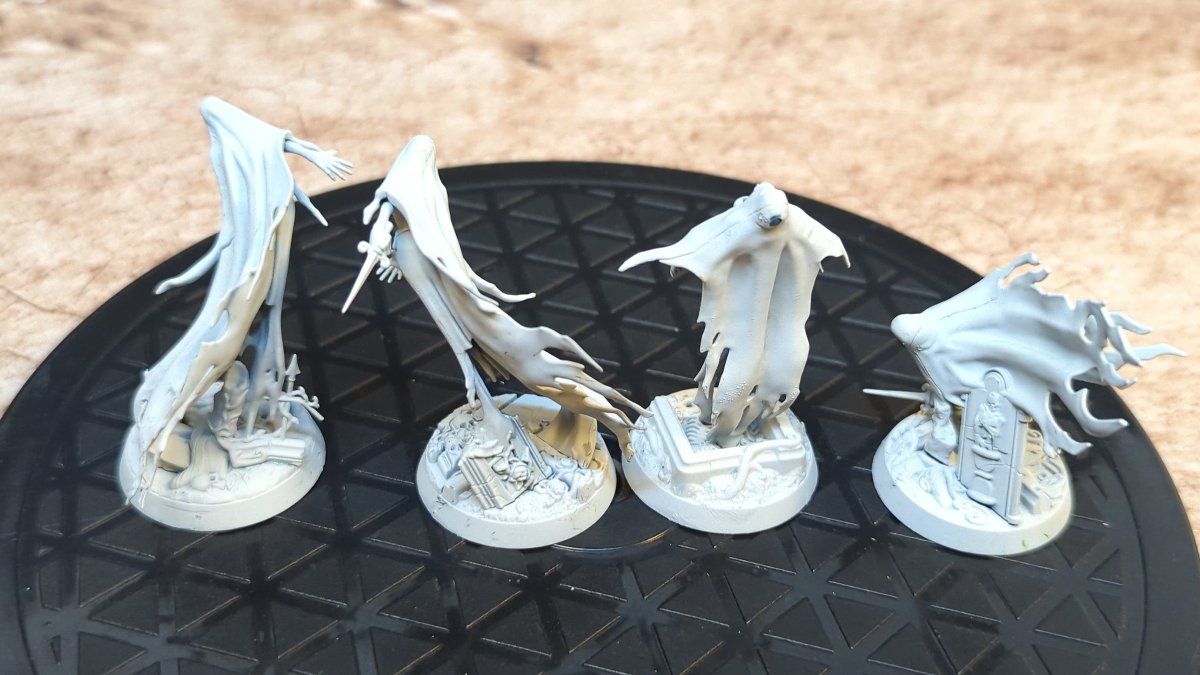Age of Sigmar Nighthaunt Myrmourn Banshees - Easy to Build x4