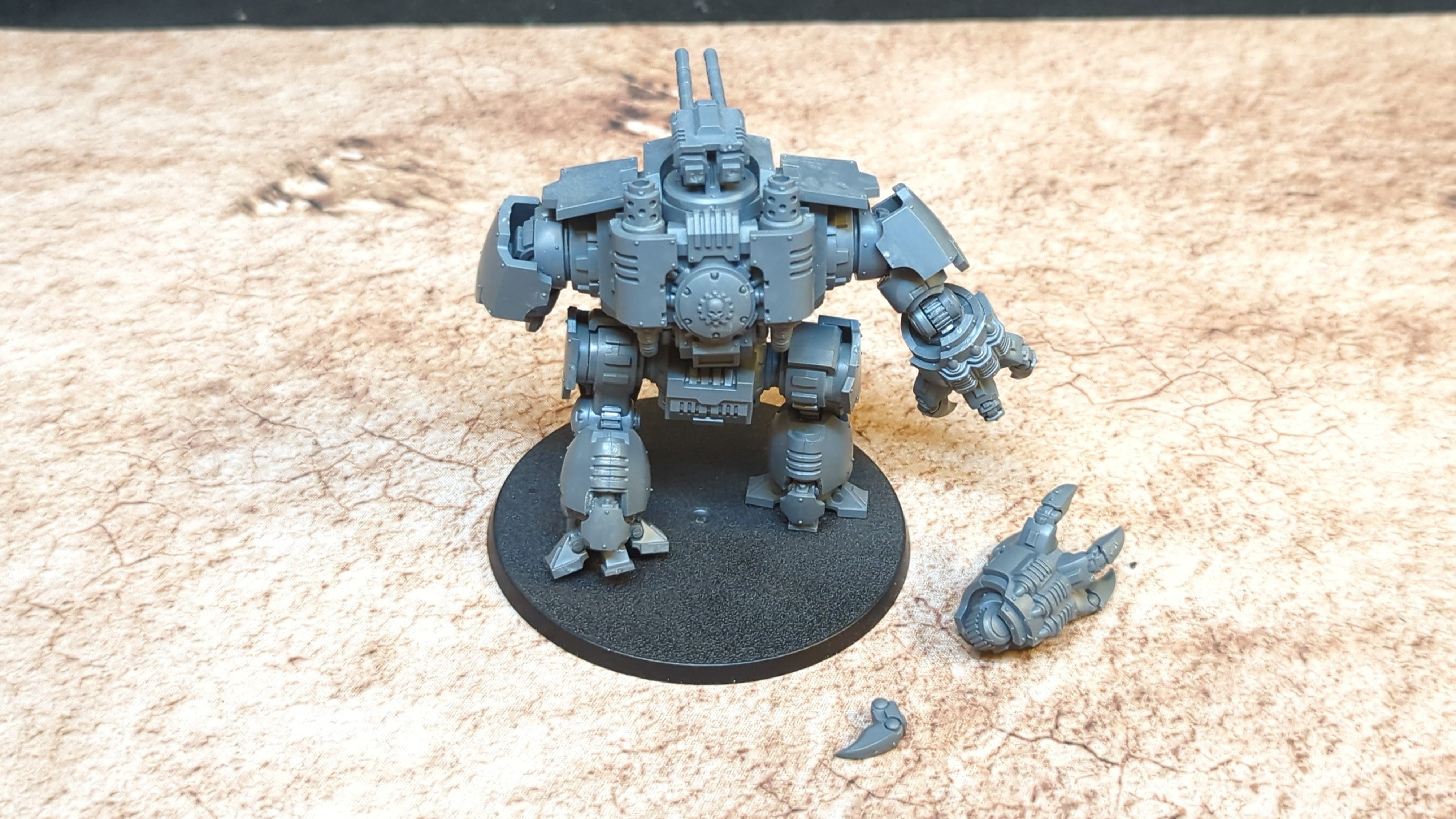 Warhammer 40k Space Marines Brutalis Dreadnought x1
