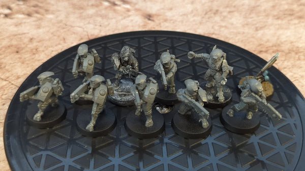 Warhammer 40k T'au Empire Fire Warriors / Breachers x9