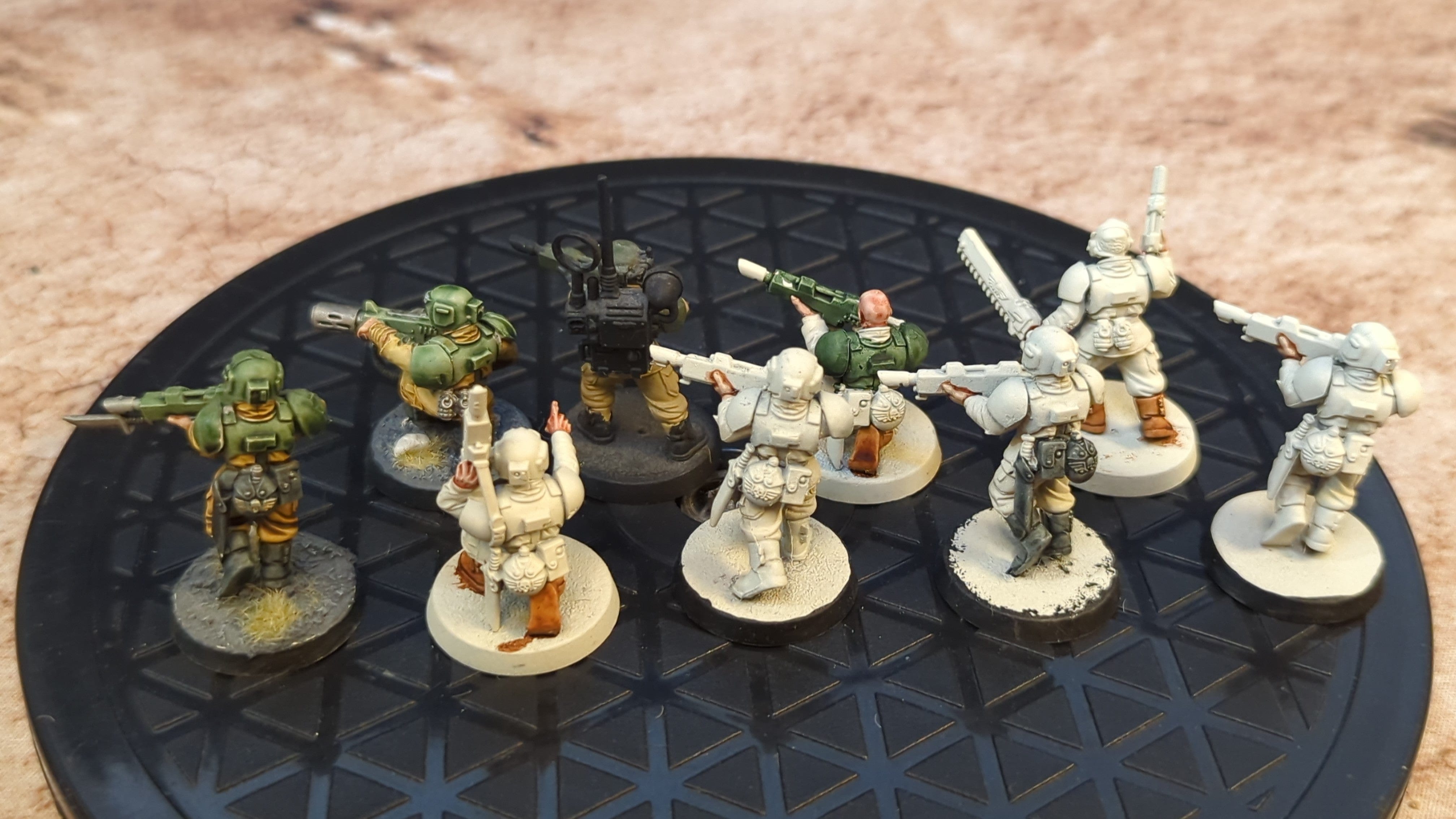 Warhammer 40k Astra Militarum Cadian Shock Troops x9