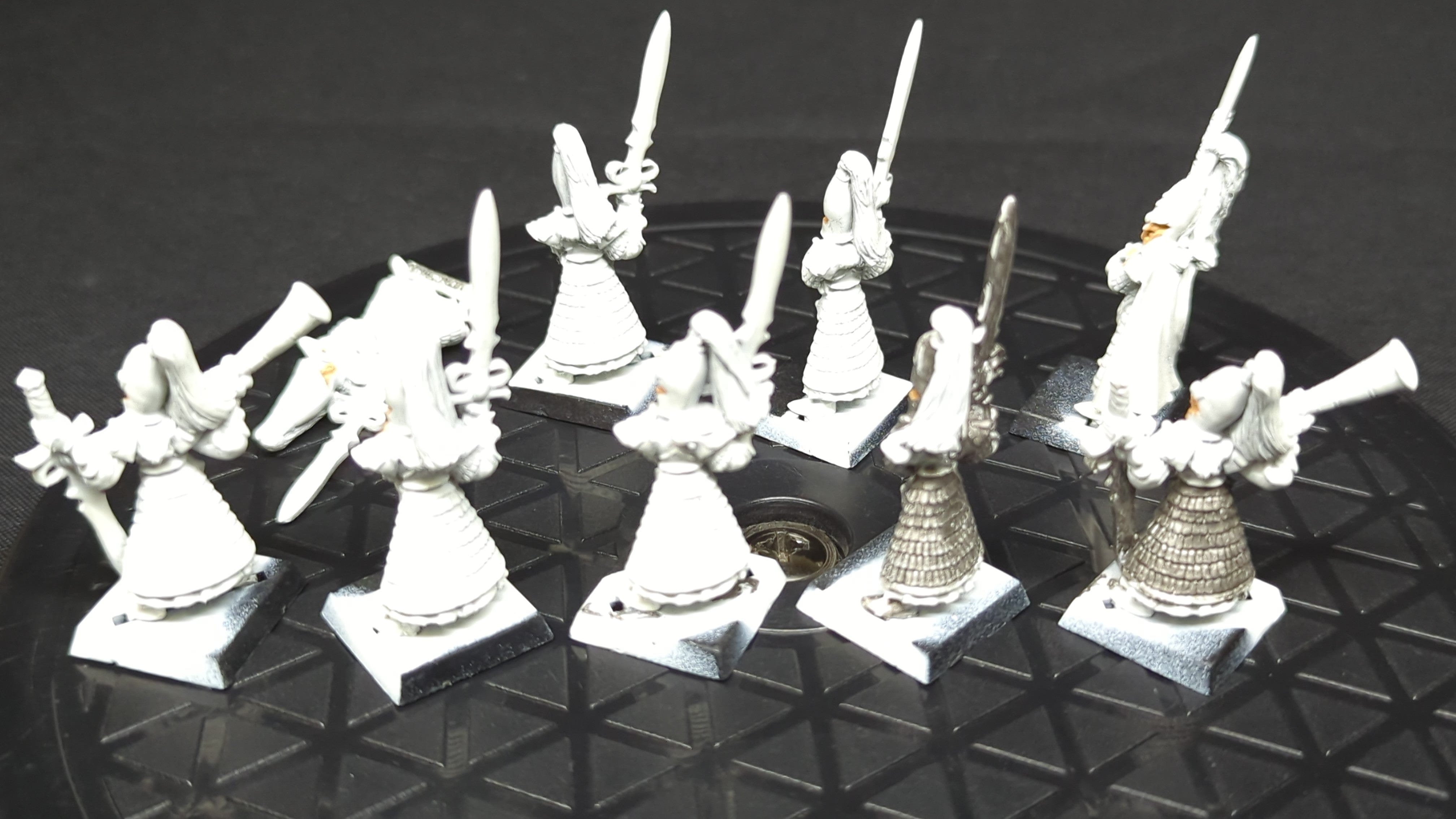 The Old World High Elf Realms Swordmasters of Hoeth (OOP Metal) x9