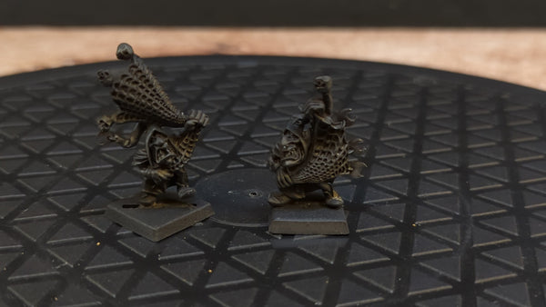 The Old World Orc & Goblin Tribes Night Goblins Netters (OOP Metal) x2