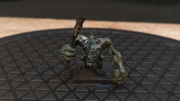 The Old World Orc & Goblin Tribes River Trolls (OOP) x1