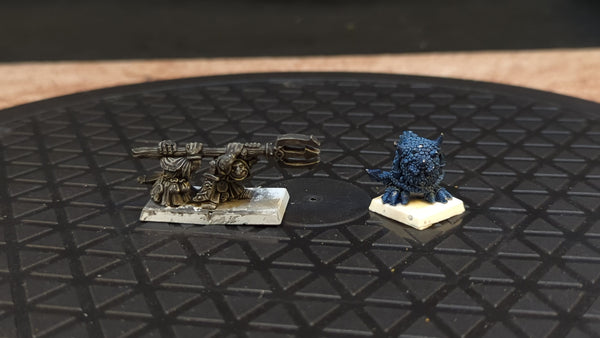The Old World Orc & Goblin Tribes Squigs Herders (OOP Metal) x2