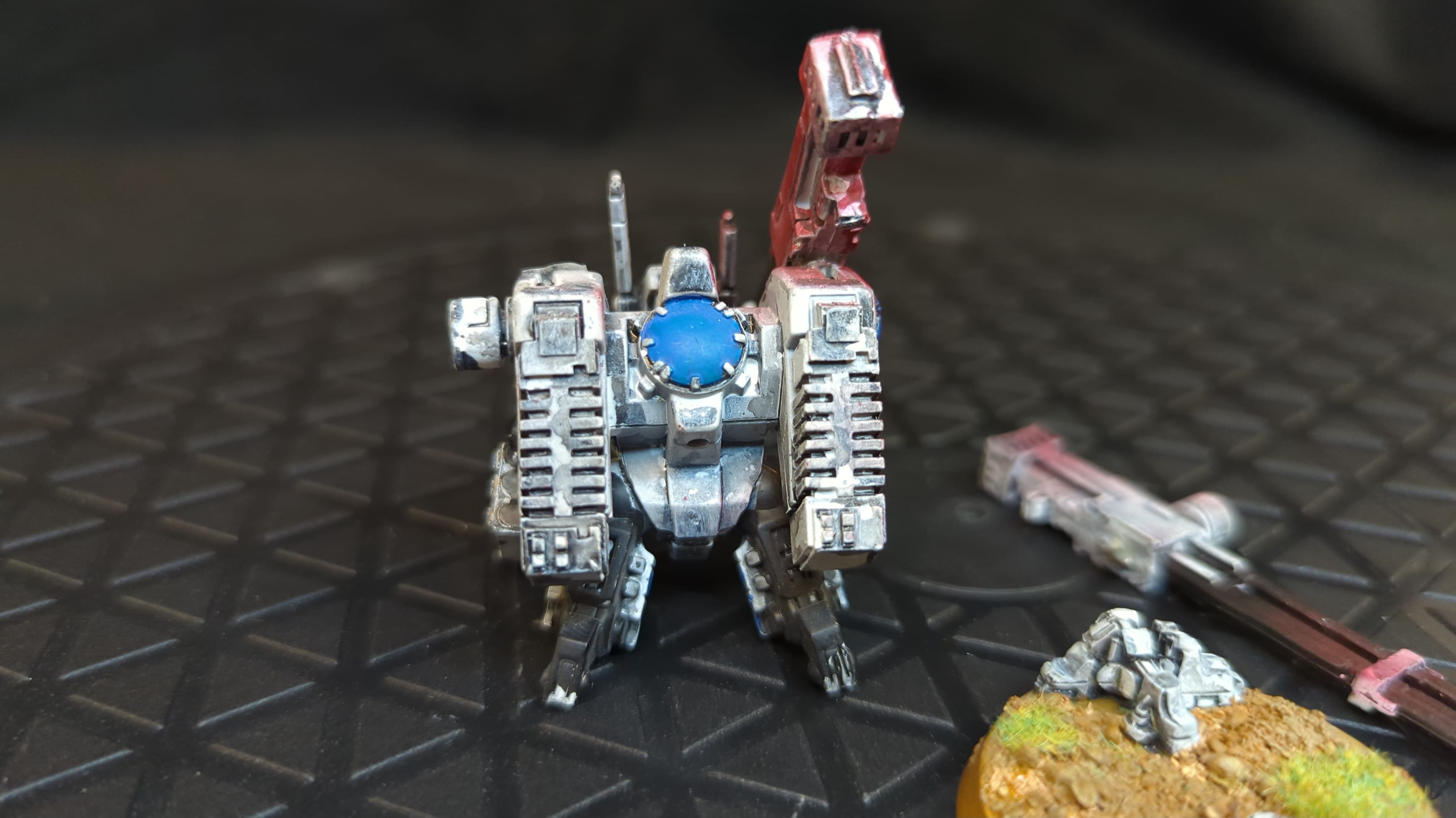Warhammer 40k T'au Empire XV88 Broadside Battlesuit (OOP Metal) x1 OOP Painted