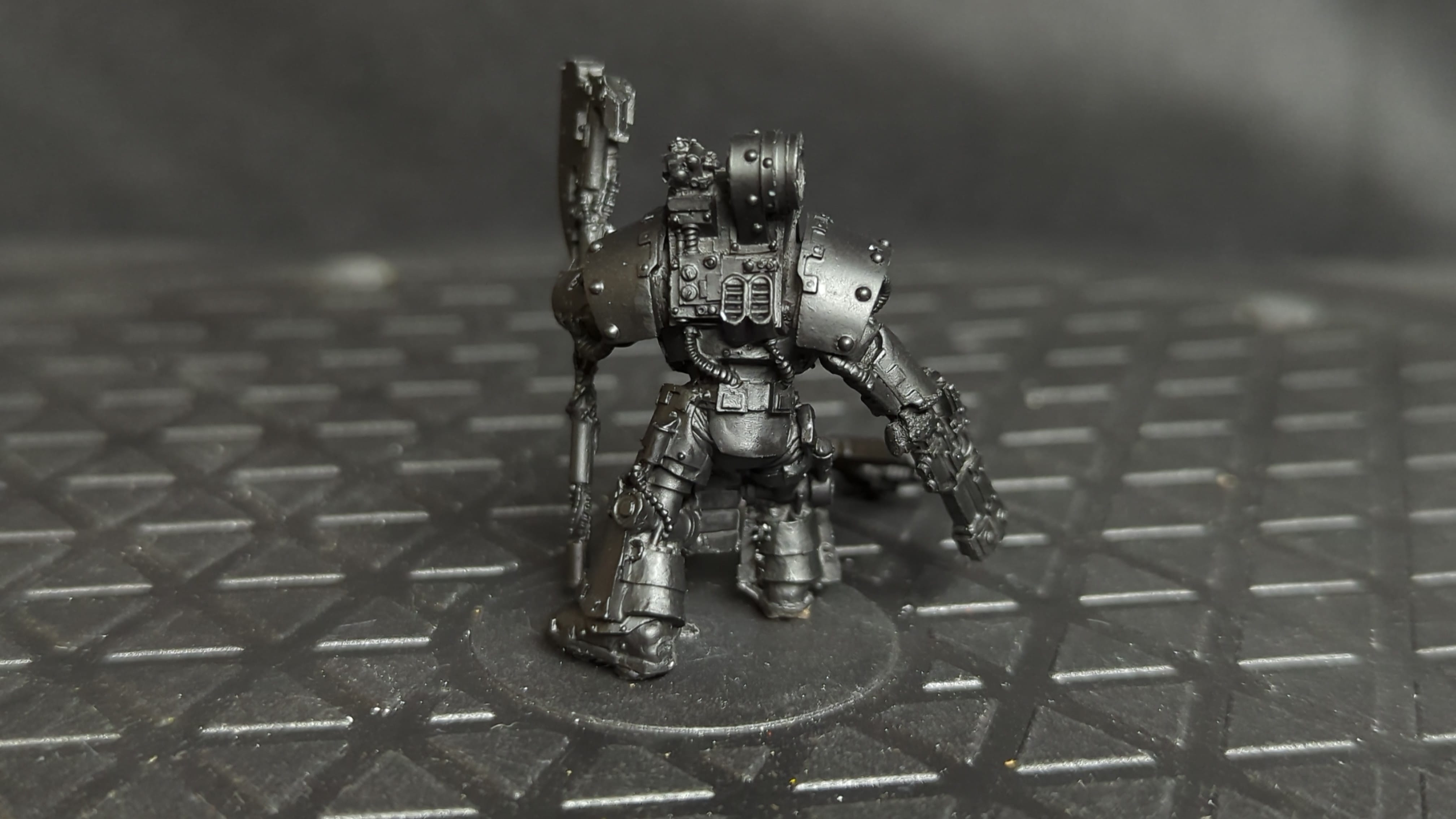 The Horus Heresy Iron Hands - Iron-Father (OOP) x1