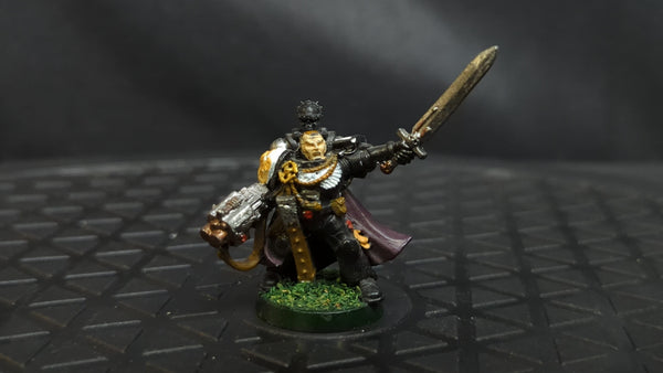 Warhammer 40k Space Marine Captain (OOP Metal) x1 OOP Painted