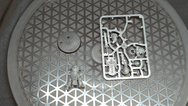 Warhammer 40k Space Marines Primaris Lieutenant with Storm Shield x1
