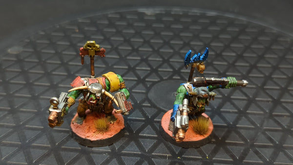 Warhammer 40k Orks Nobz x2 Painted
